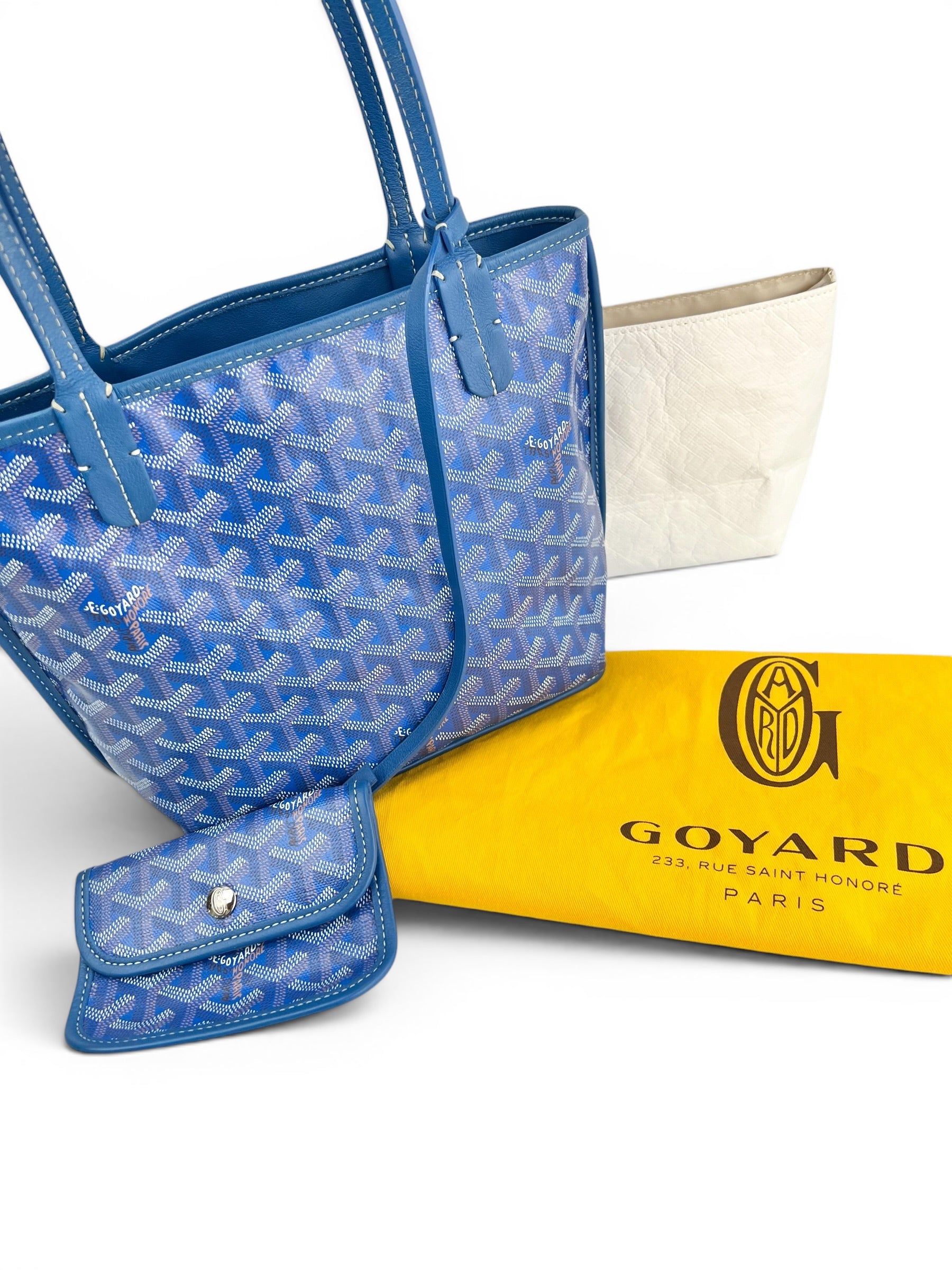 goyard-blue-reversible-anjou-1