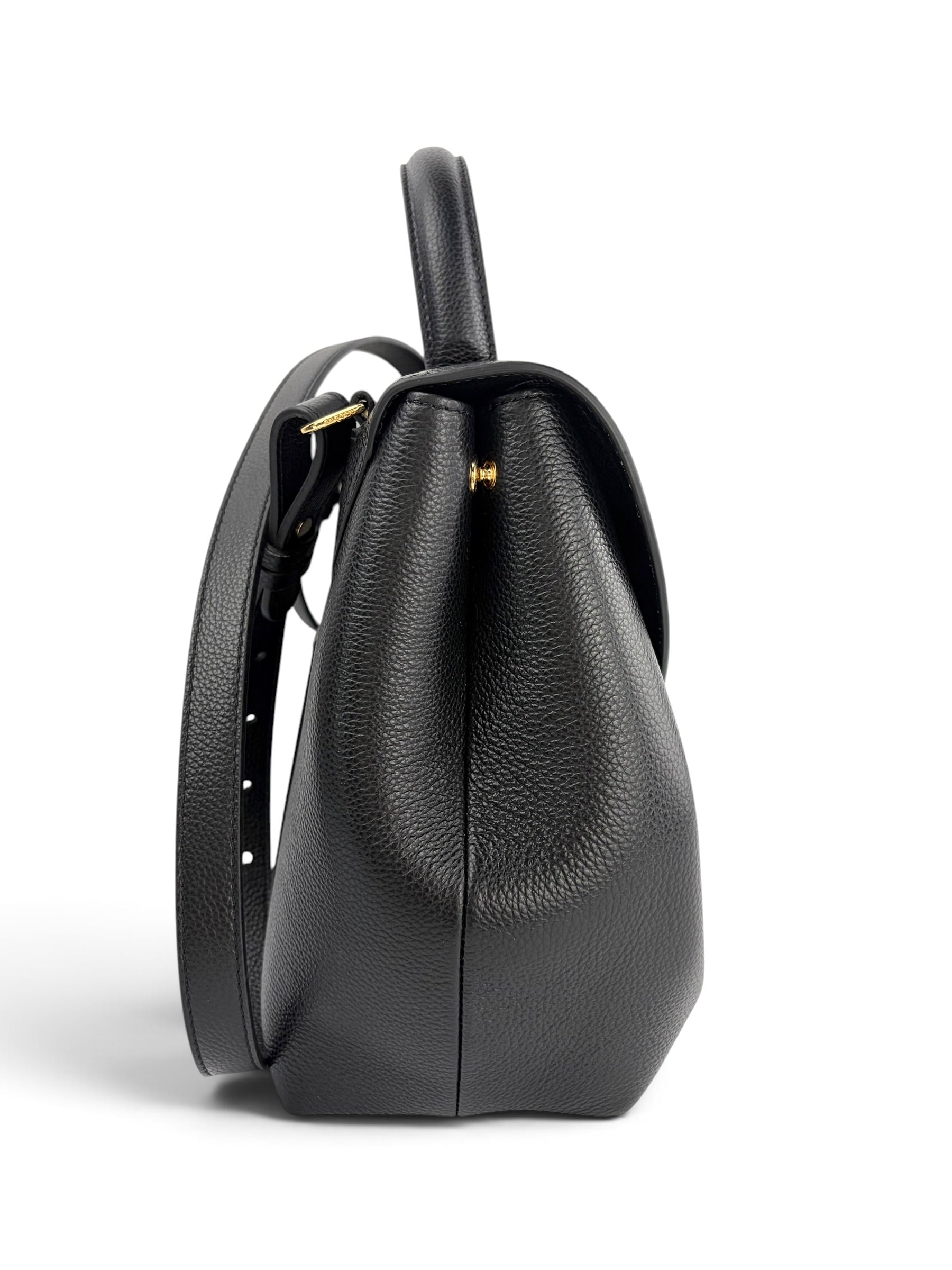 polene-black-numero-un-1