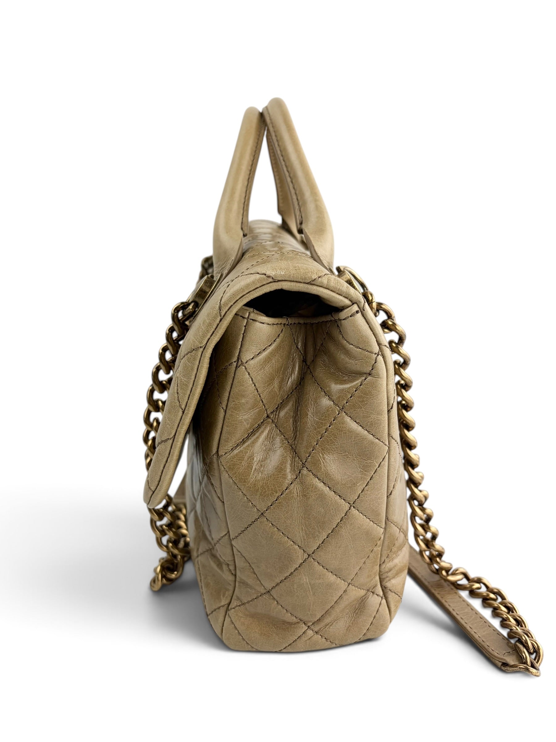 chanel-medium-castle-rock-flap-bag---3