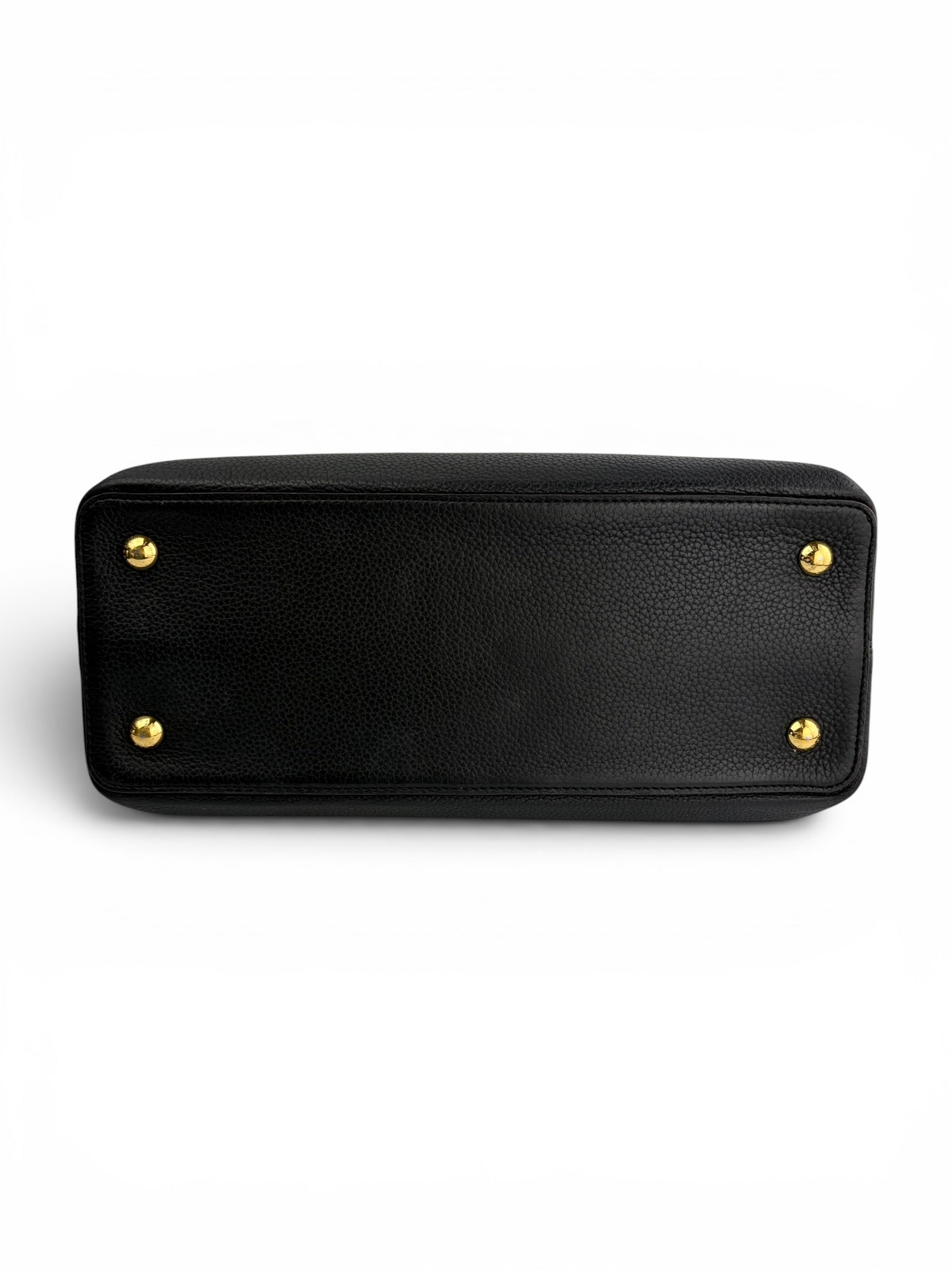 louis-vuitton-black-taurillon-capucines-mm-in-box--8