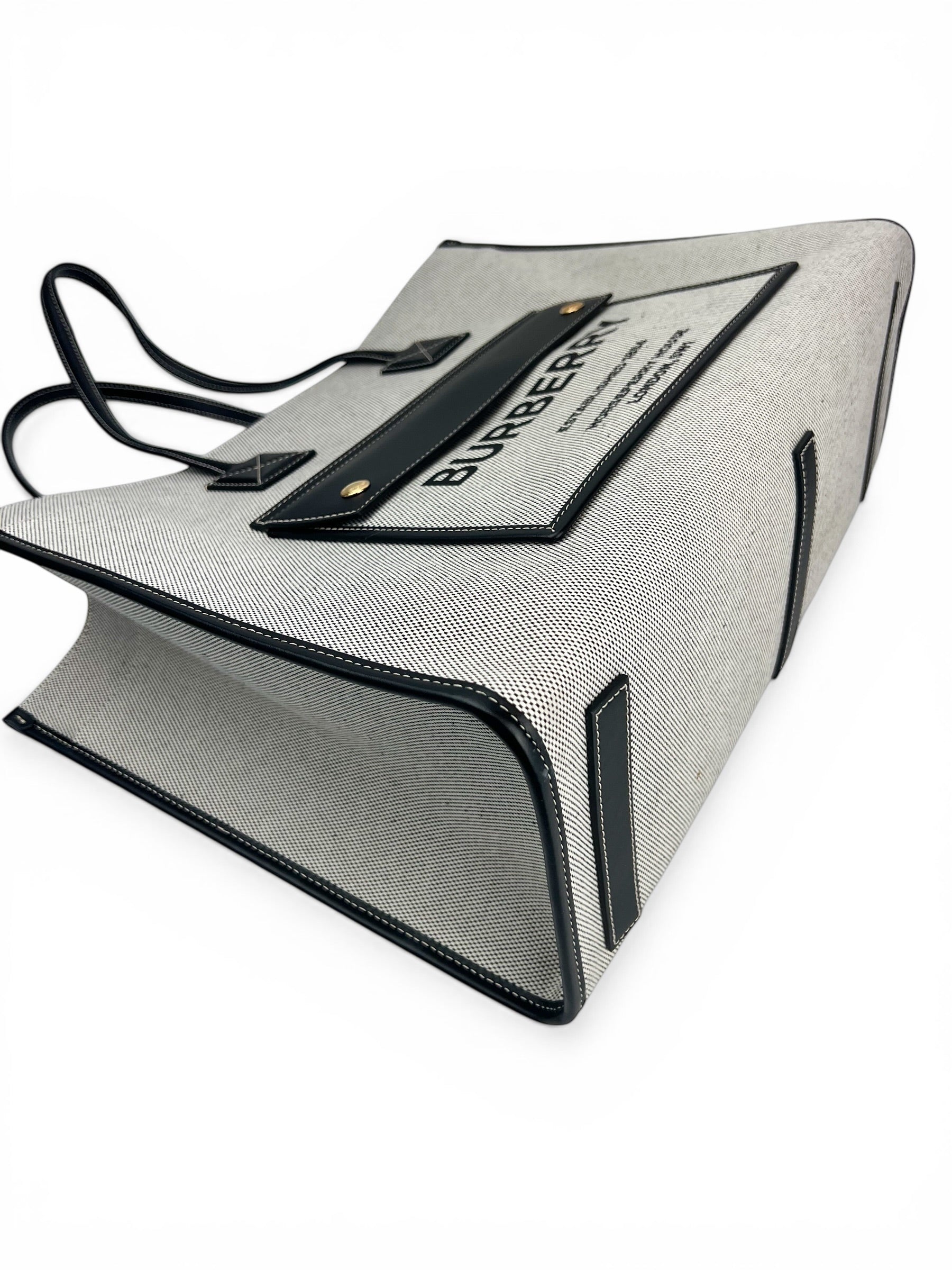 burberry-black---grey-canvas-freya-tote--5