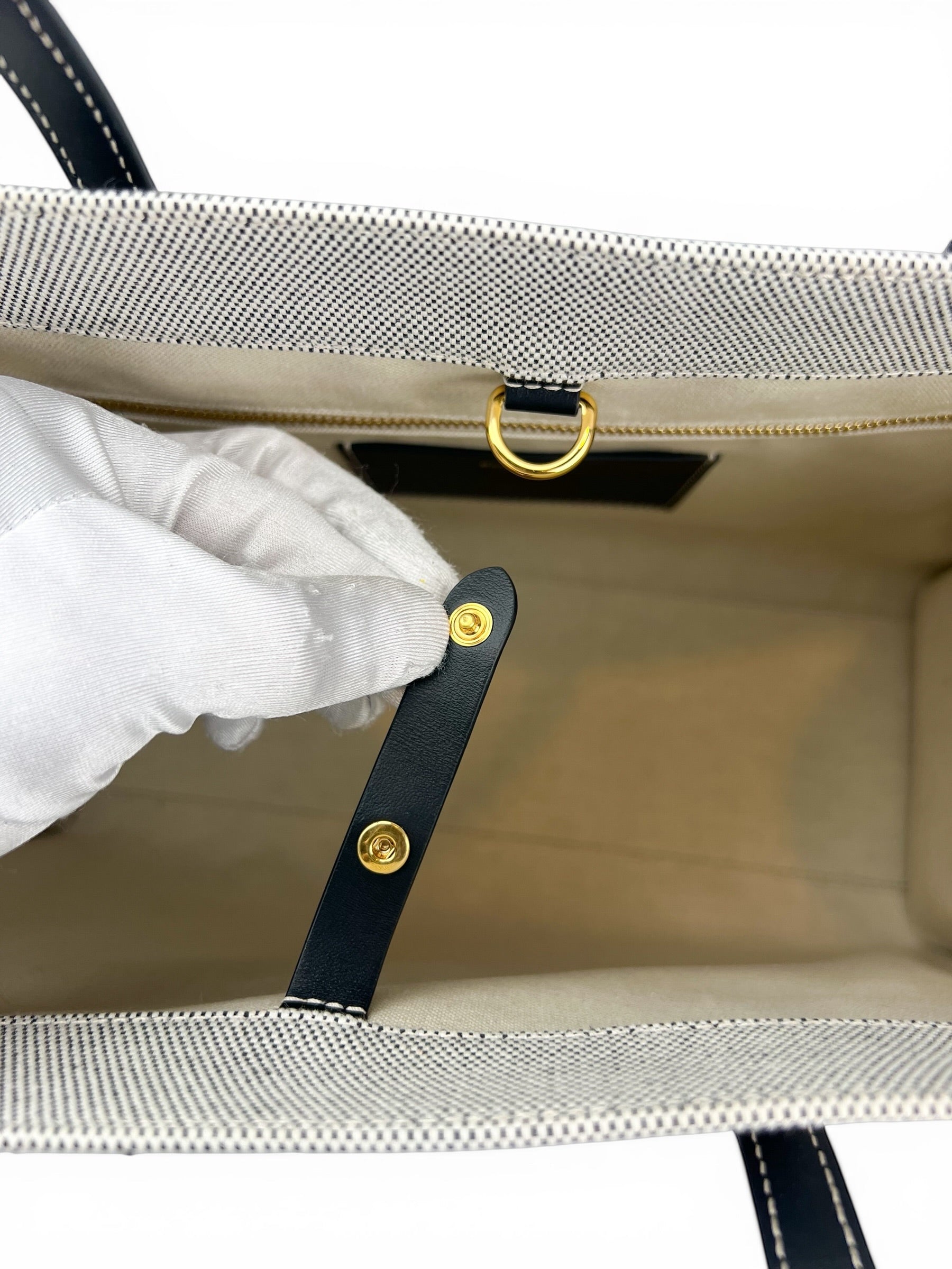 burberry-black---grey-canvas-freya-tote--8