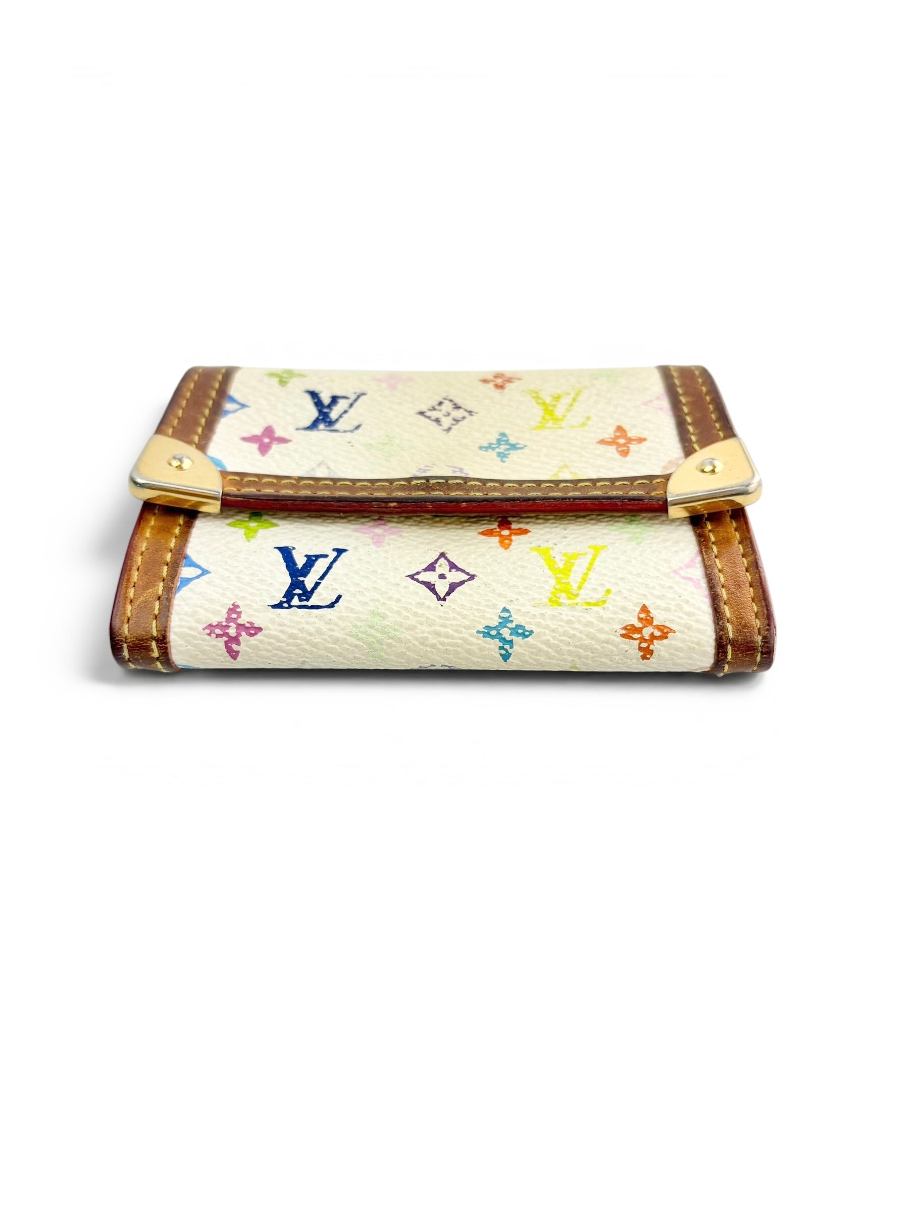louis-vuitton-white-monogram-multicolor-snap-case-1