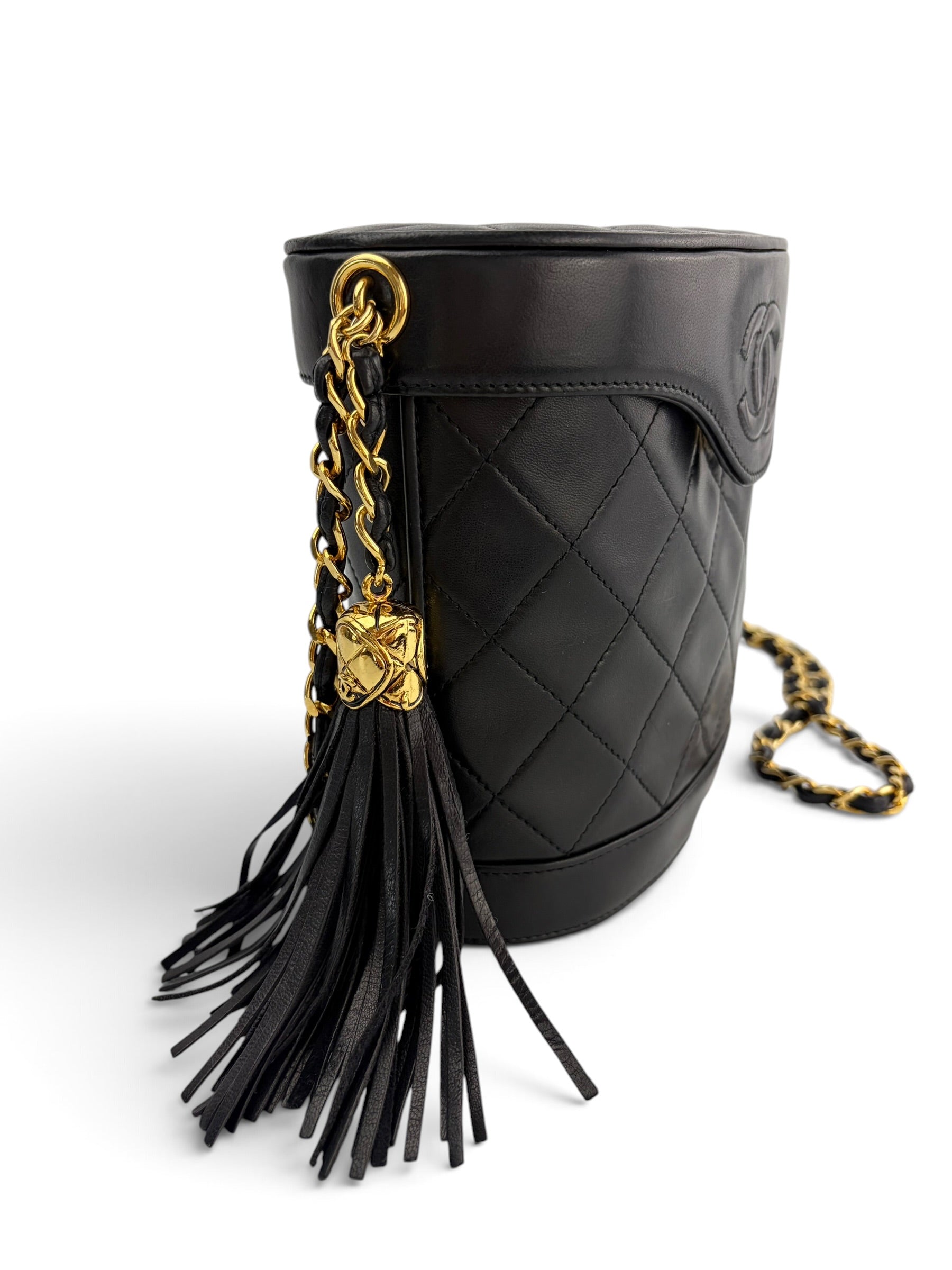 chanel-black-lambskin-vintage-vanity-chain-bag--4