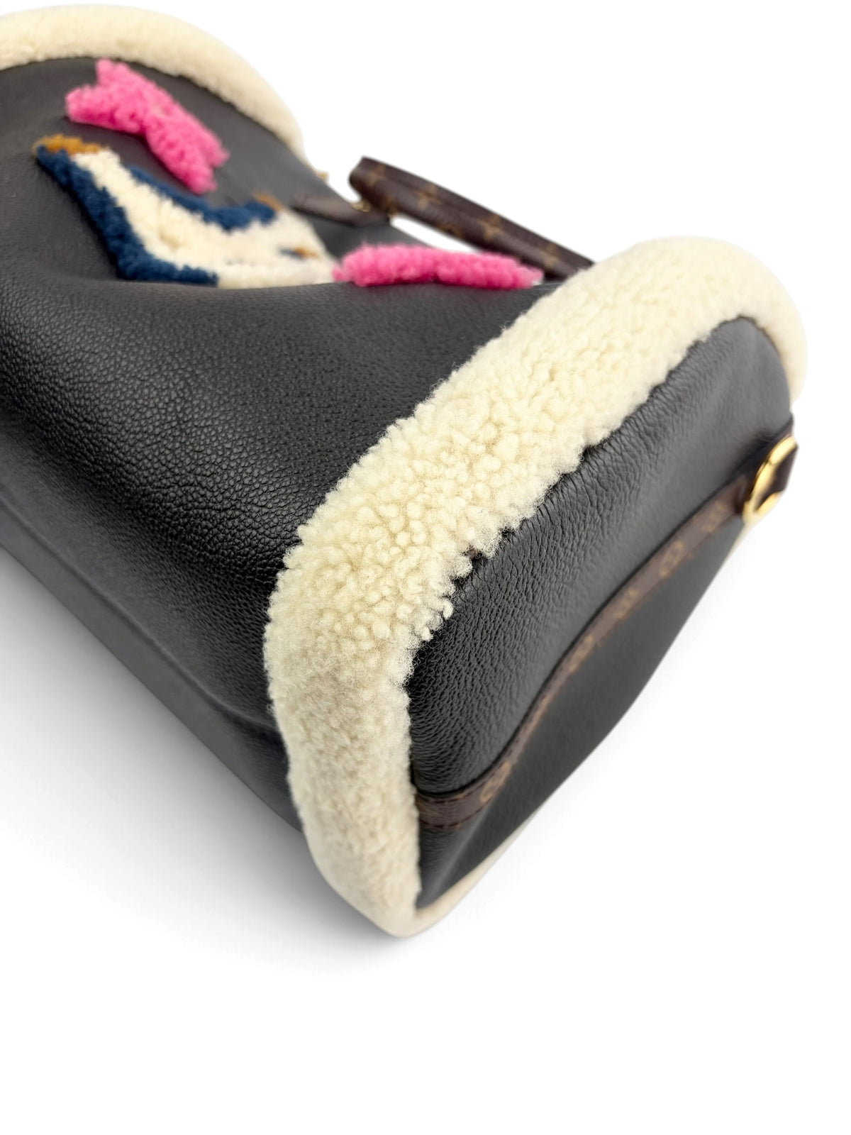 louis-vuitton-teddy-shearling-speedy-bandouliere-30-7