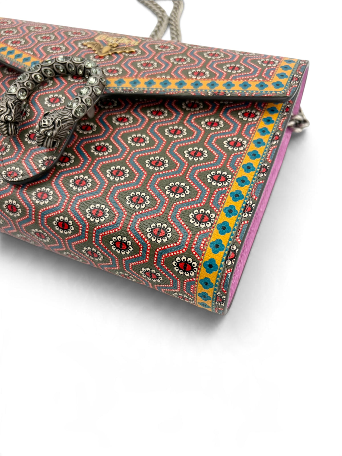 gucci-garden-bestiaire-dionysus-wallet-on-chain-7