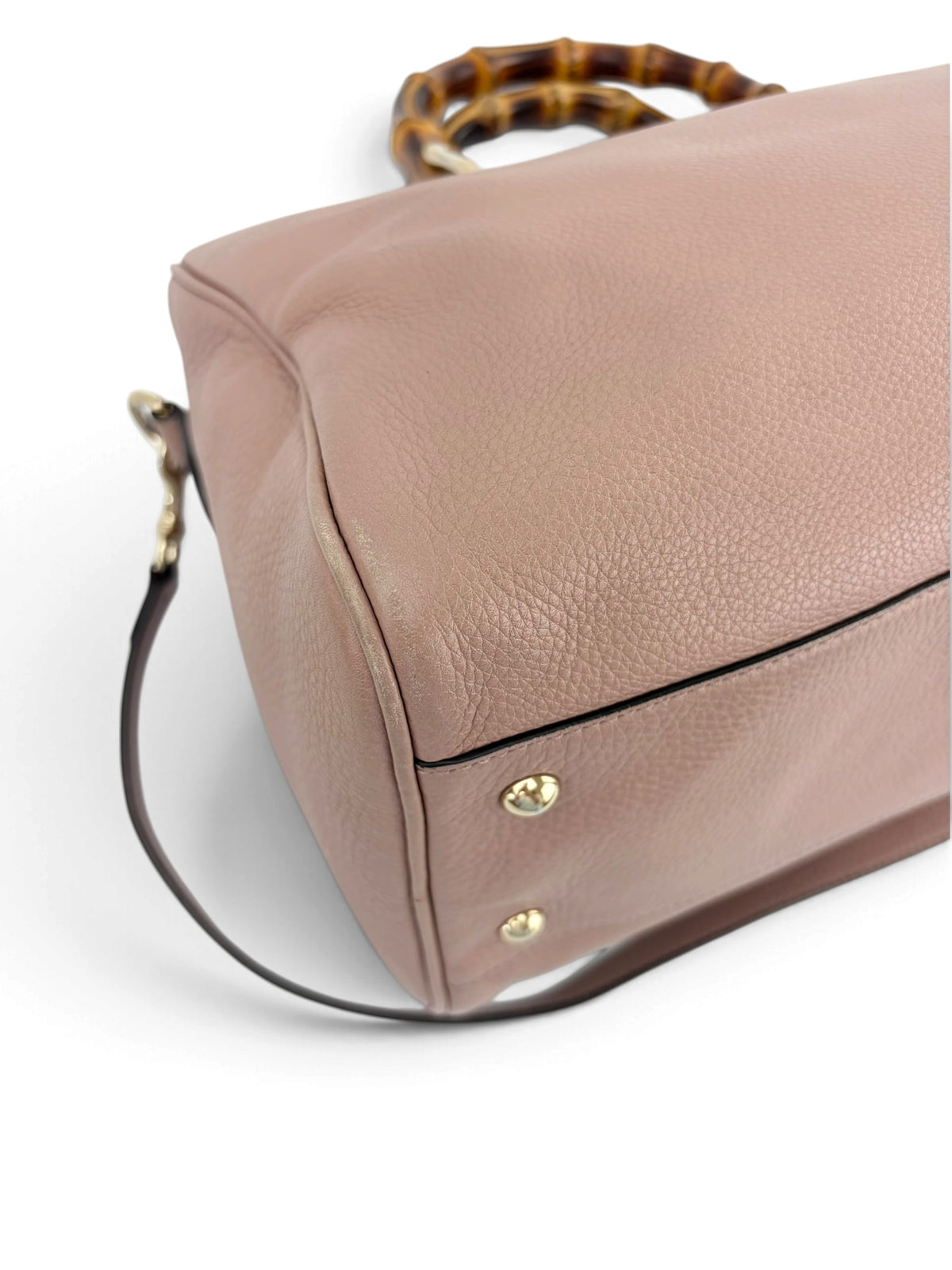 gucci-pebbled-leather-zip-top-w--bamboo-top-handles---7