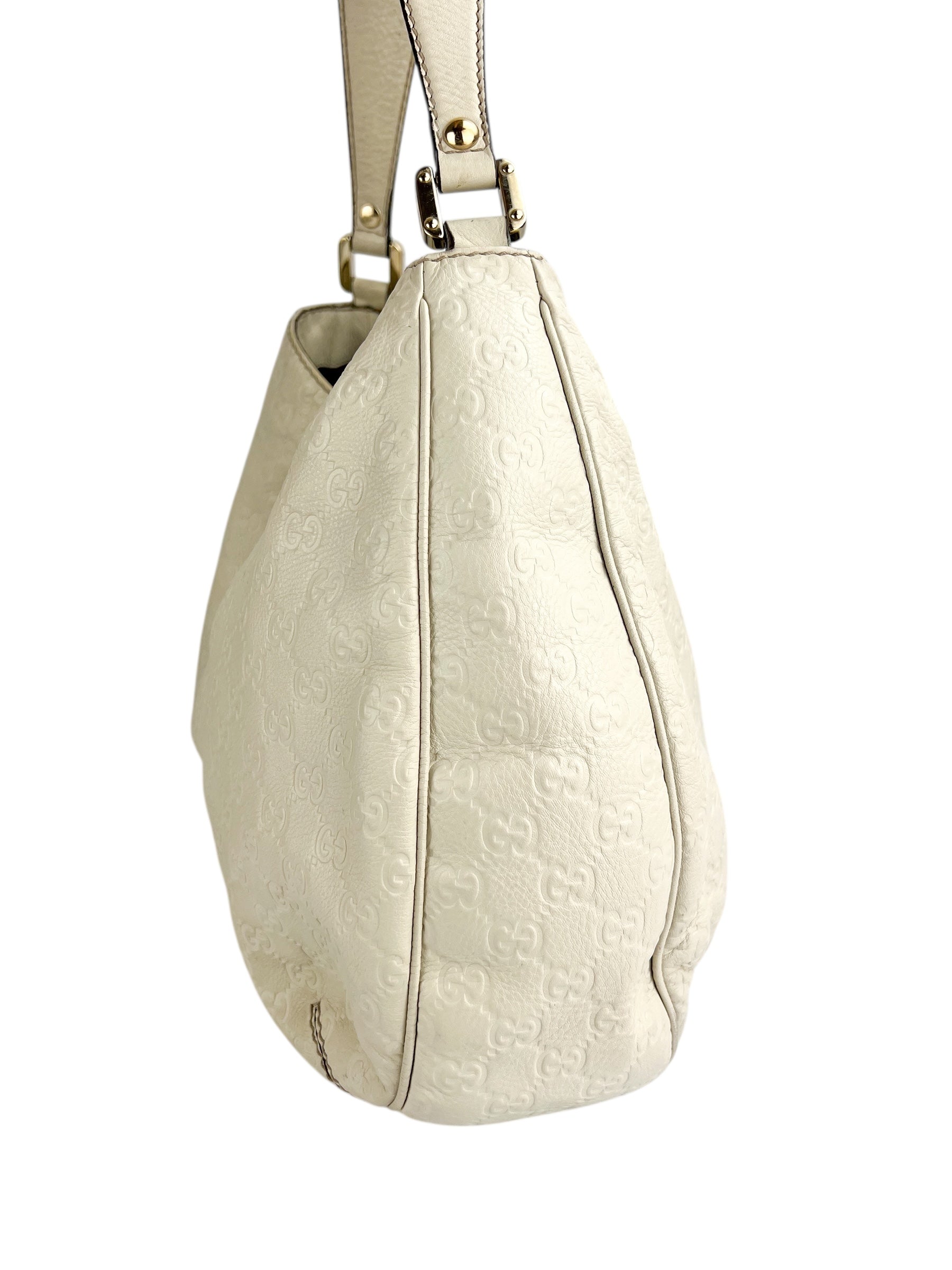 gucci-cloud-white-monogram-leather-hobo-3