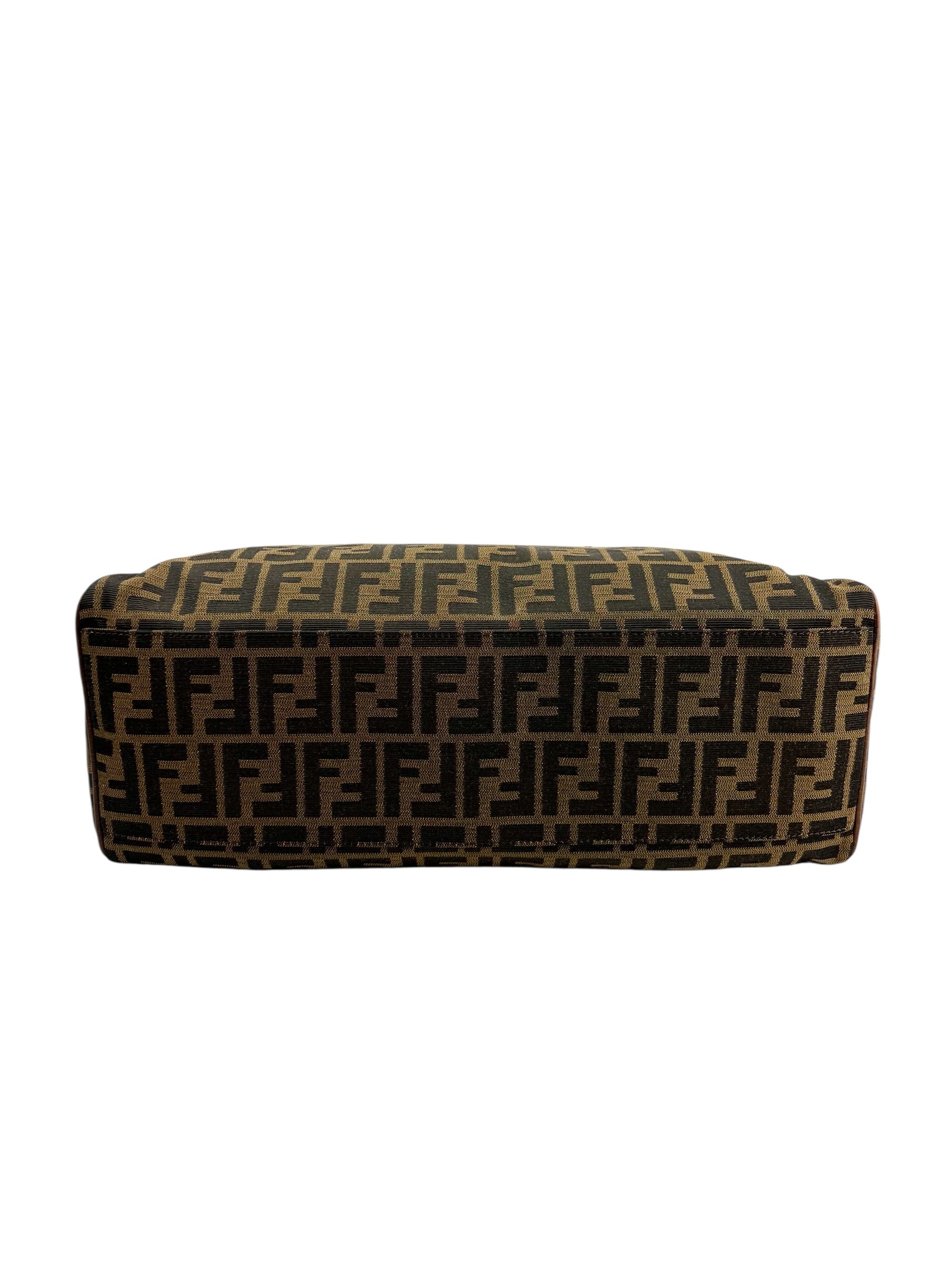 fendi-zucca-de-jour-top-handle-tote-6