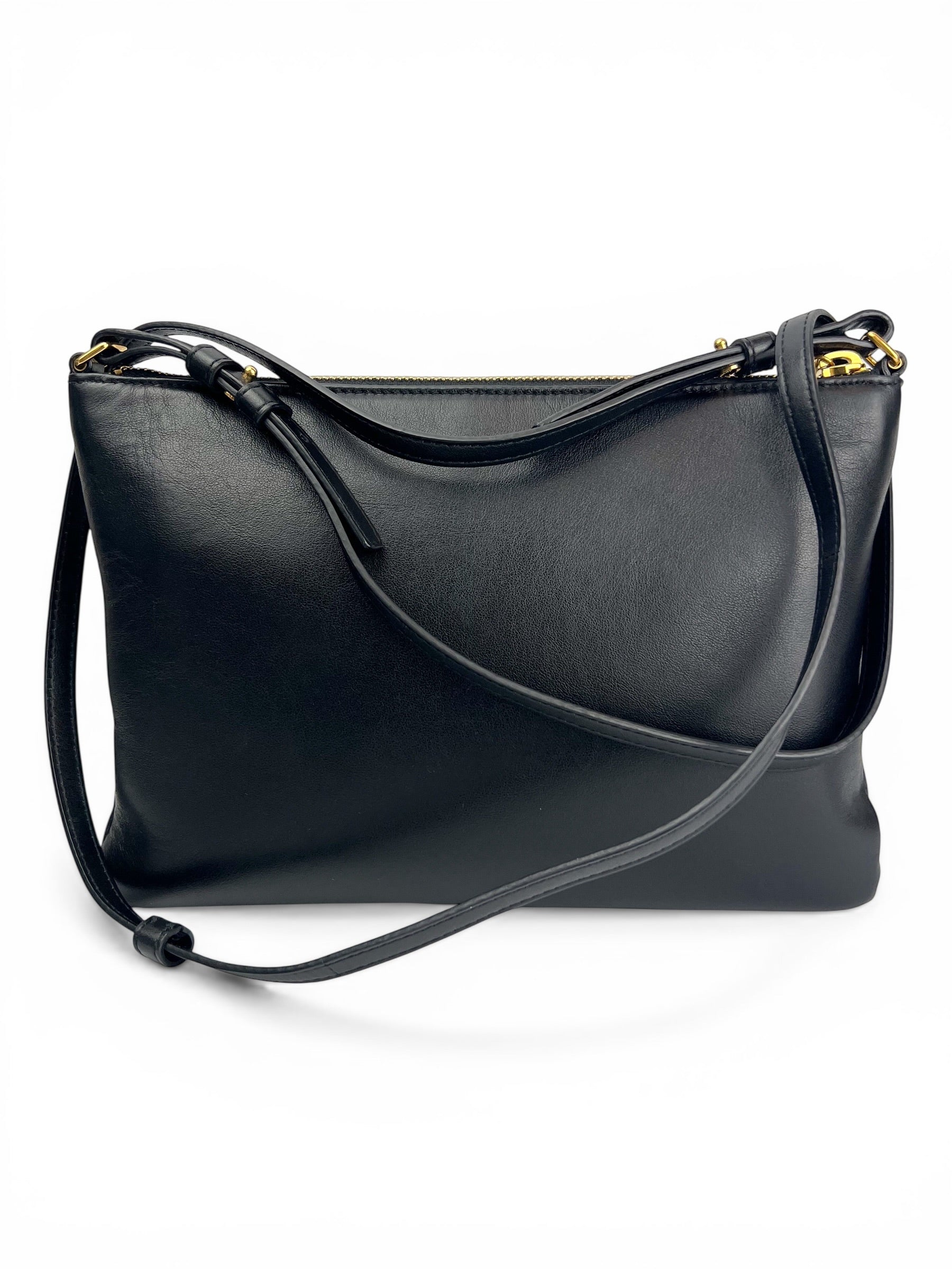 saint-laurent-black-leather-teen-monogram-crossbody-3