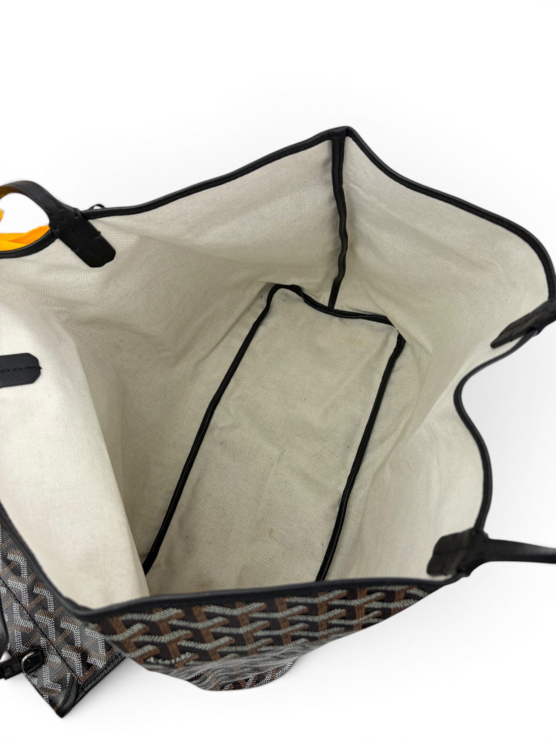 goyard-black-saint-louis-tote-pm-10