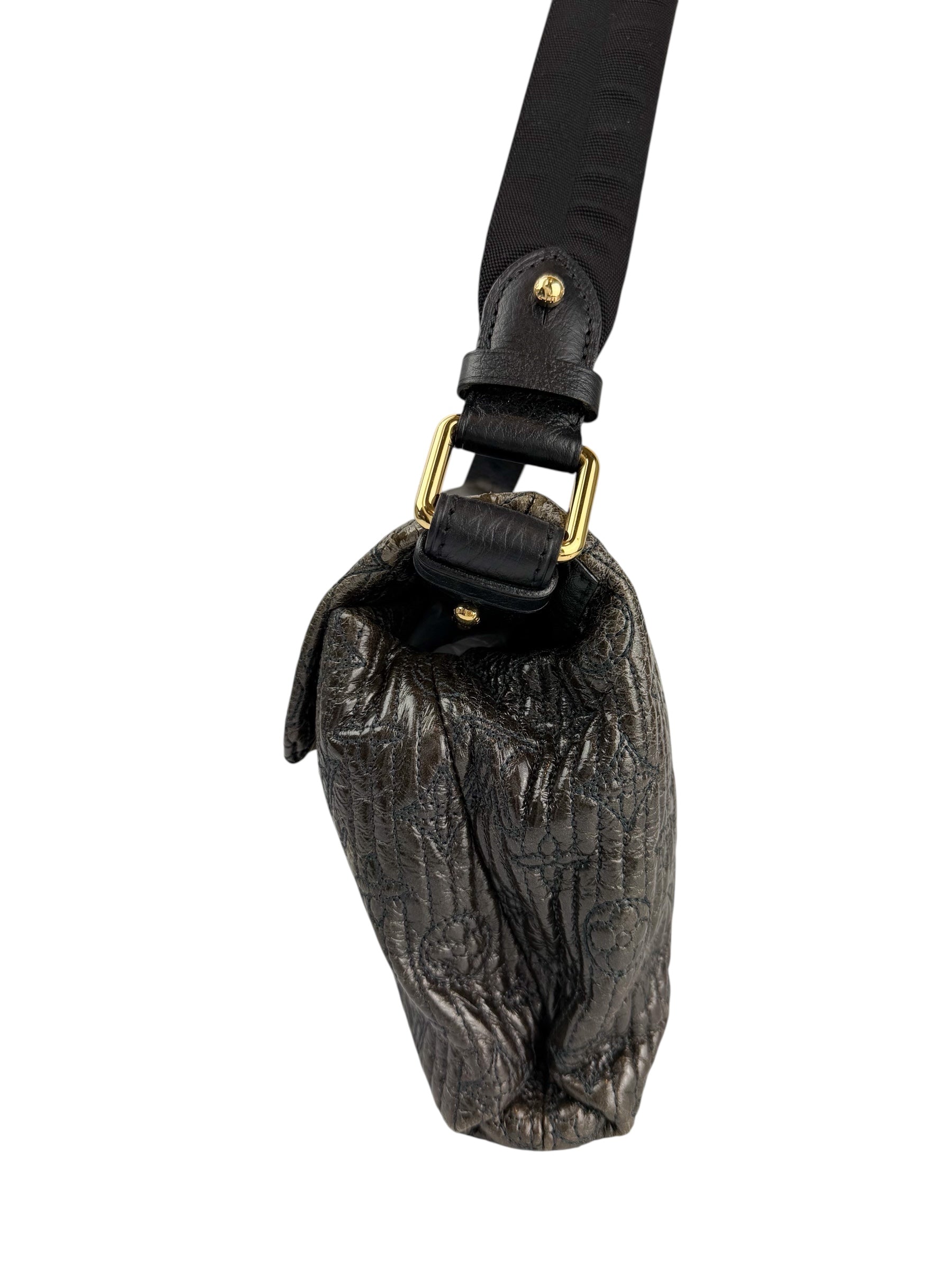 louis-vuitton-black-motard-pochette--2008---1