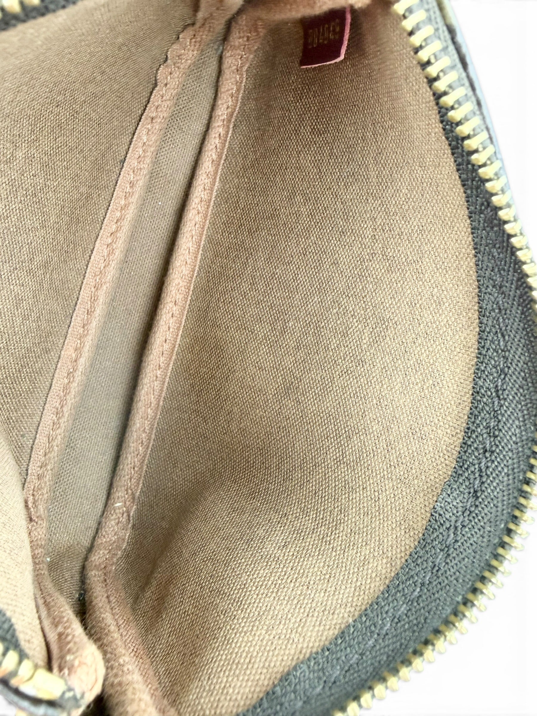 louis-vuitton-limited-edition-trunks---bags-mini-pochette-accessories-6