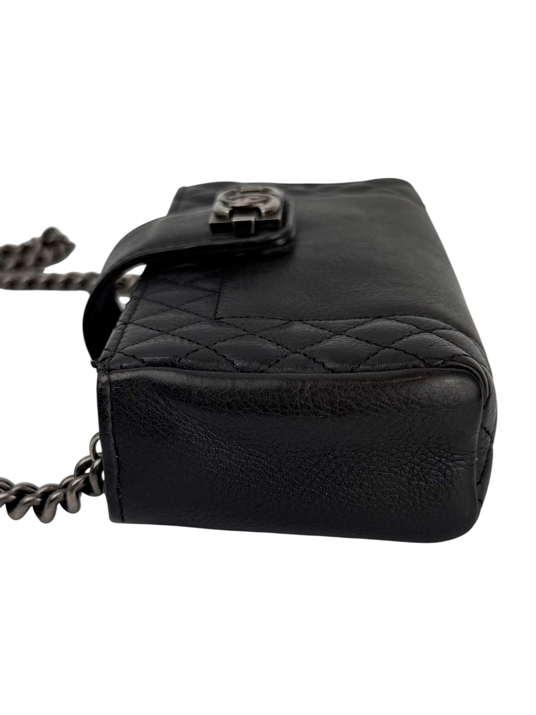 chanel-black-reverso-boy-mini-crossbody--2