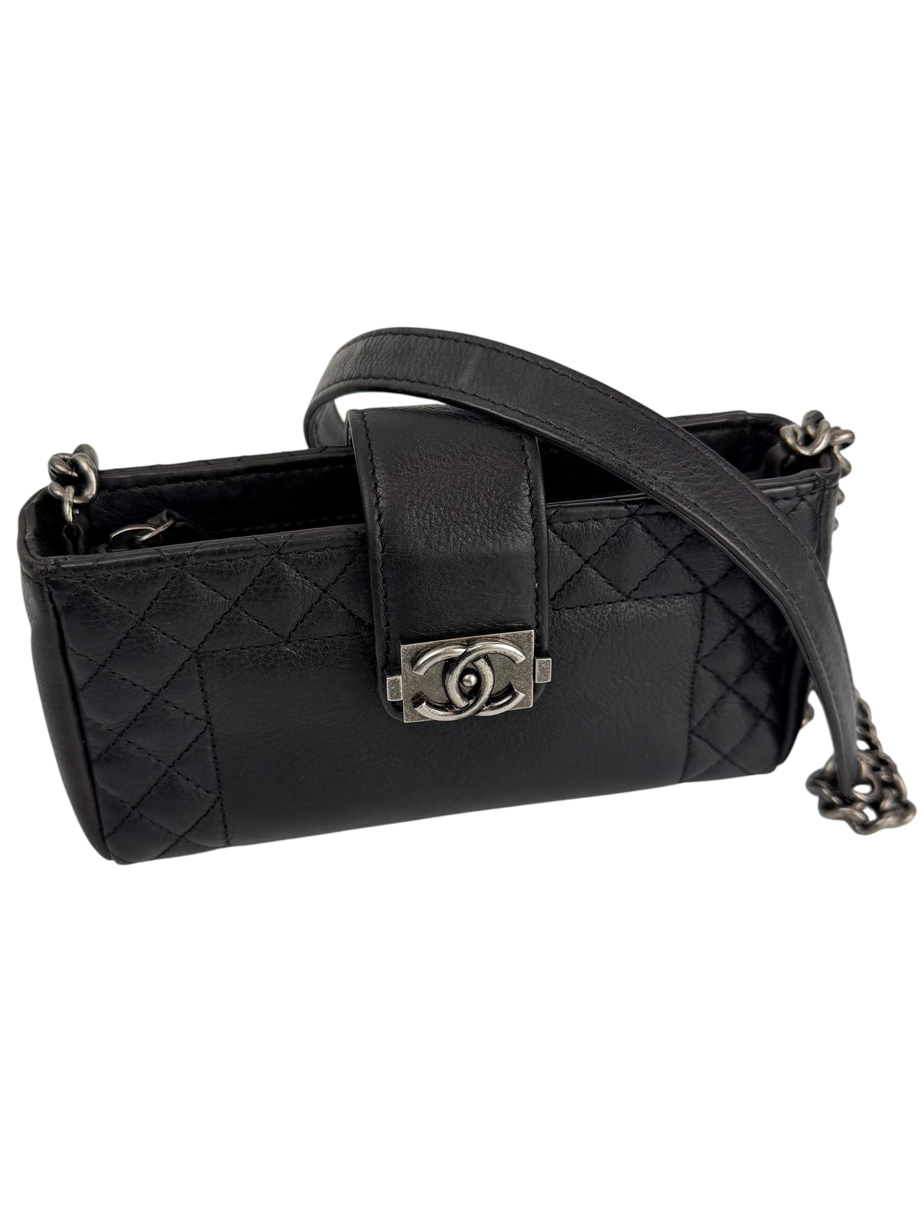 chanel-black-reverso-boy-mini-crossbody--6