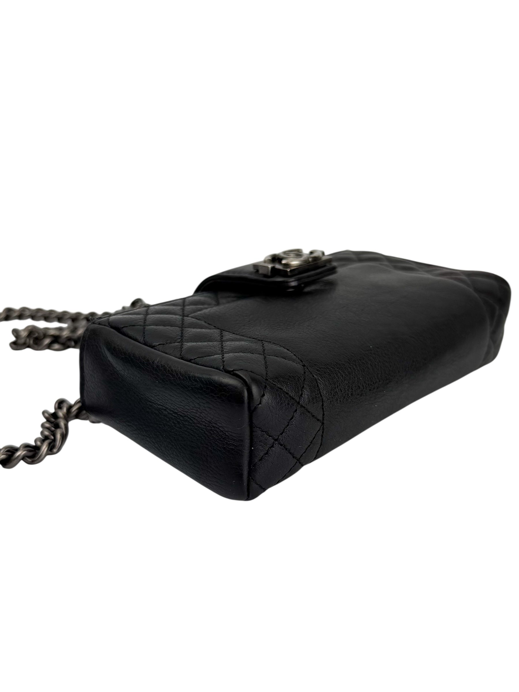 chanel-black-reverso-boy-mini-crossbody--8