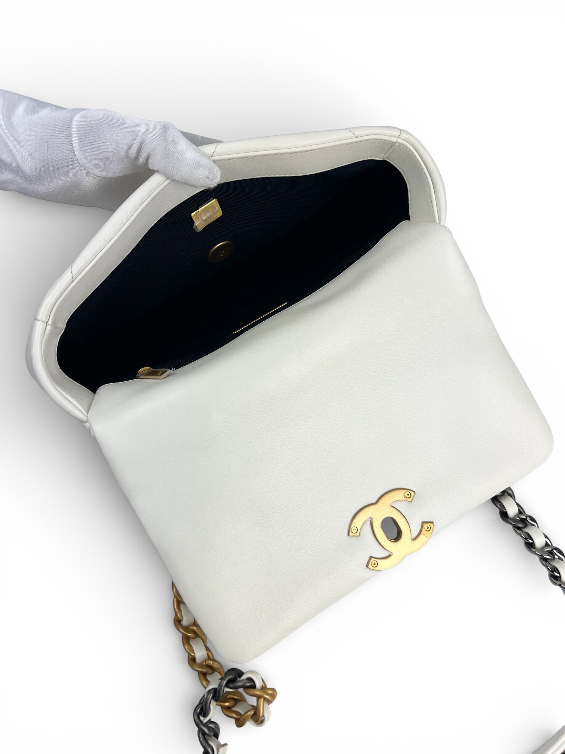 chanel-19-small-white-lambskin--full-set--9