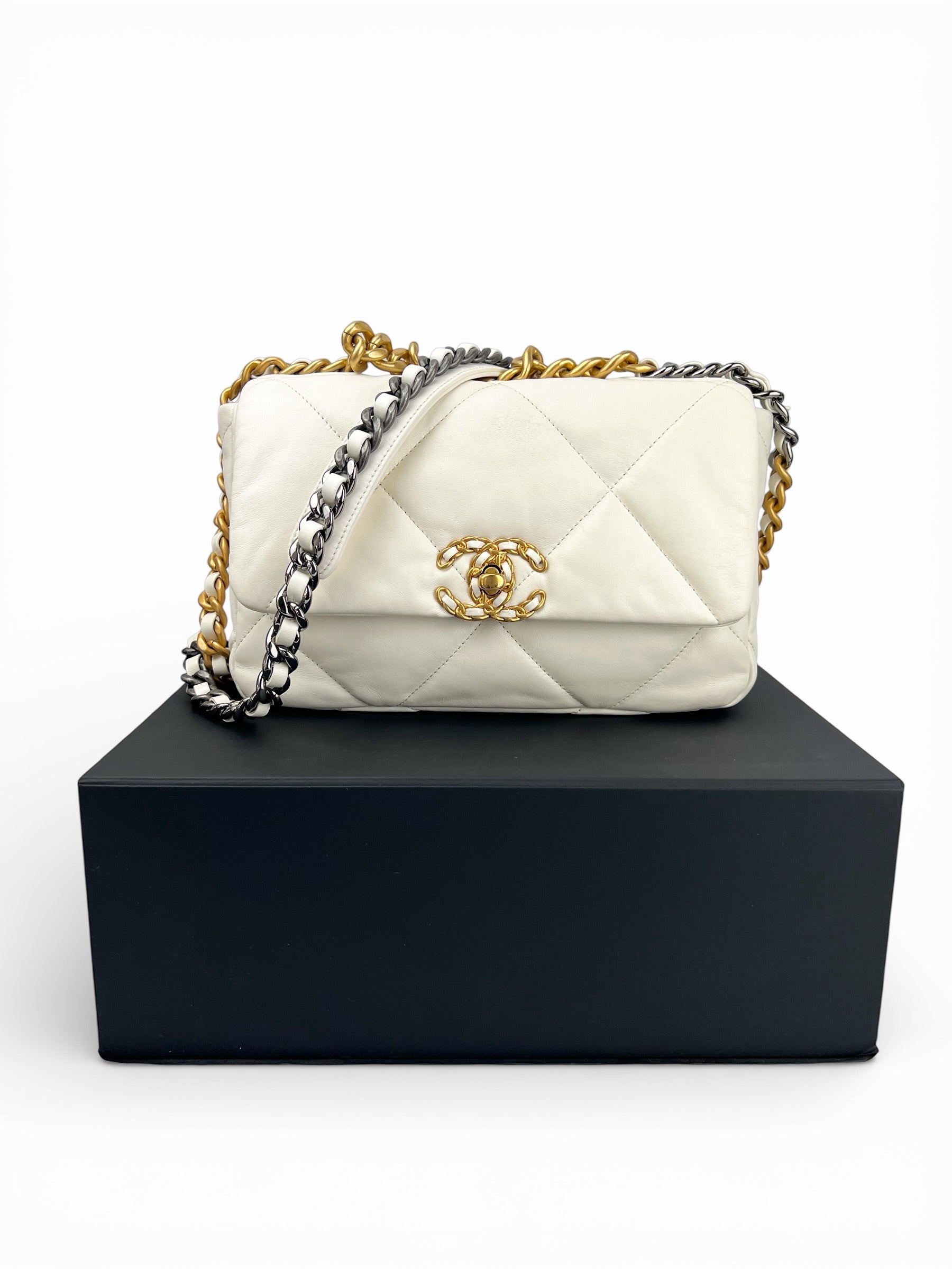 chanel-19-small-white-lambskin--full-set--11