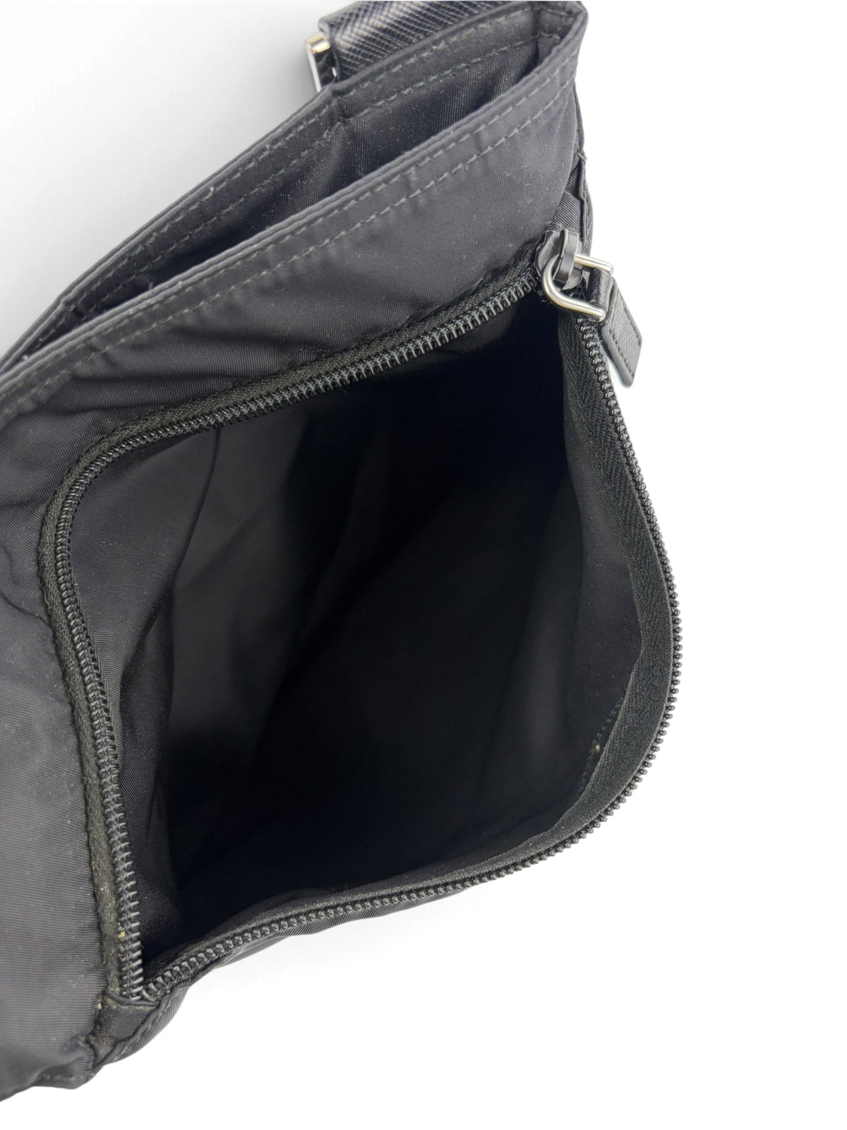 prada-black-nylon-zip-messenger-7