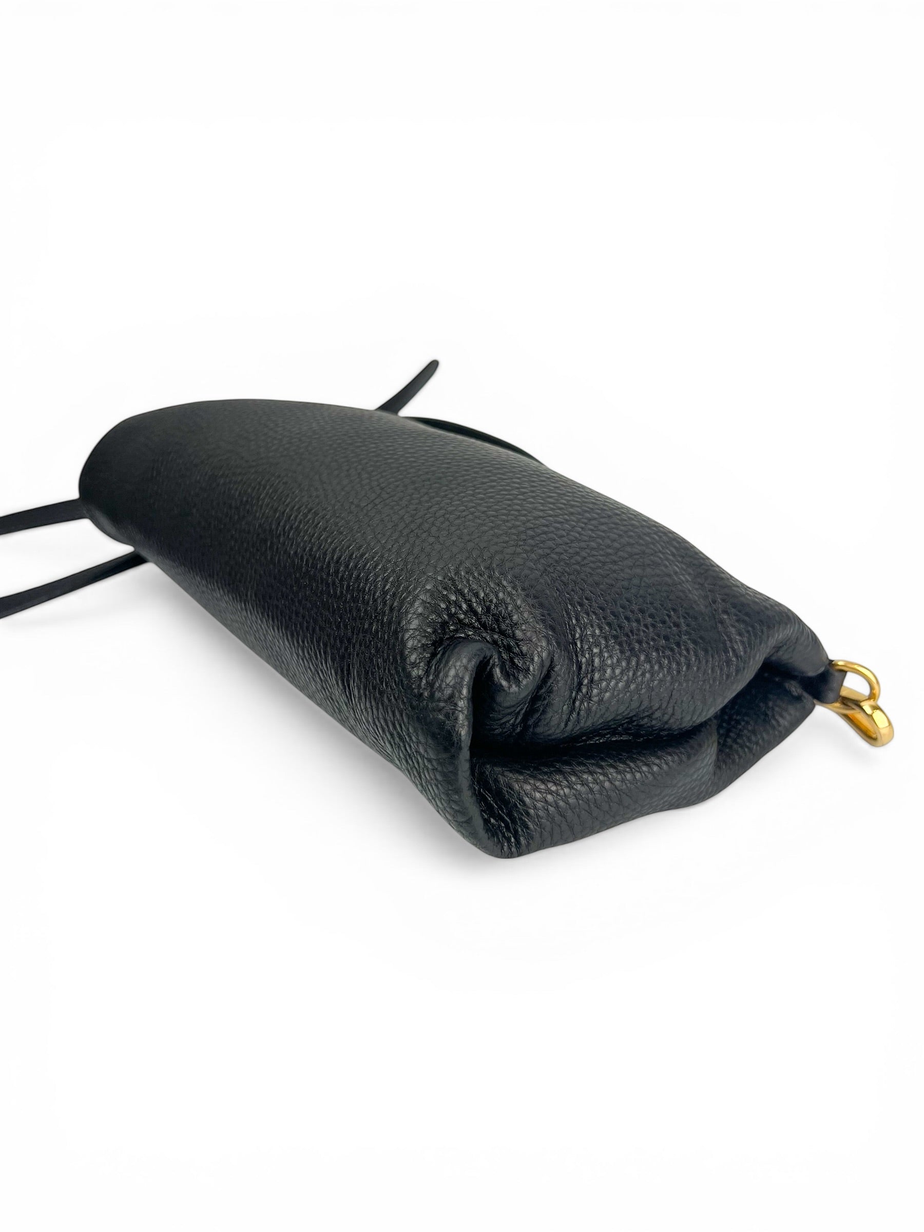 prada-black-leather-crossbody-8