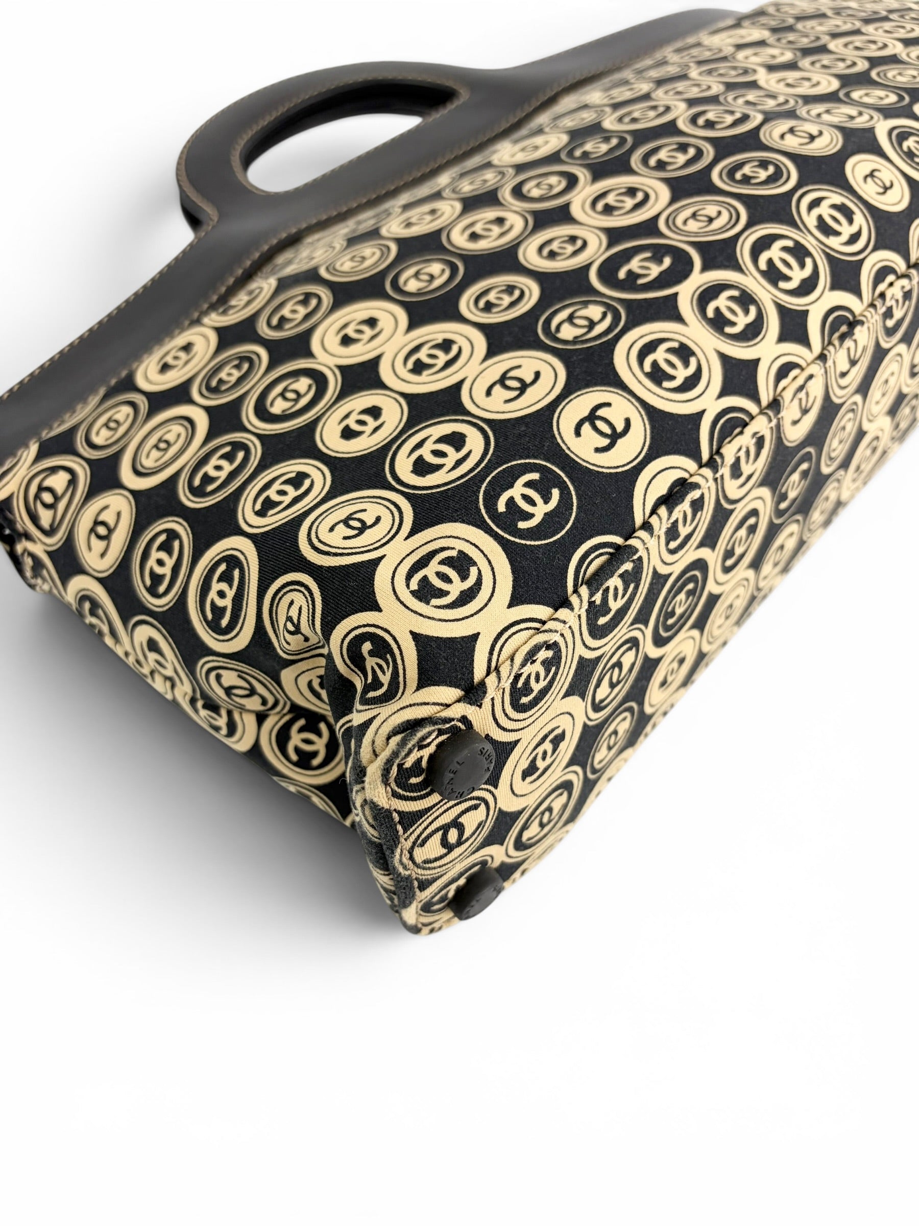 chanel-vintage-cc-motif-jersey-frame-bag-9