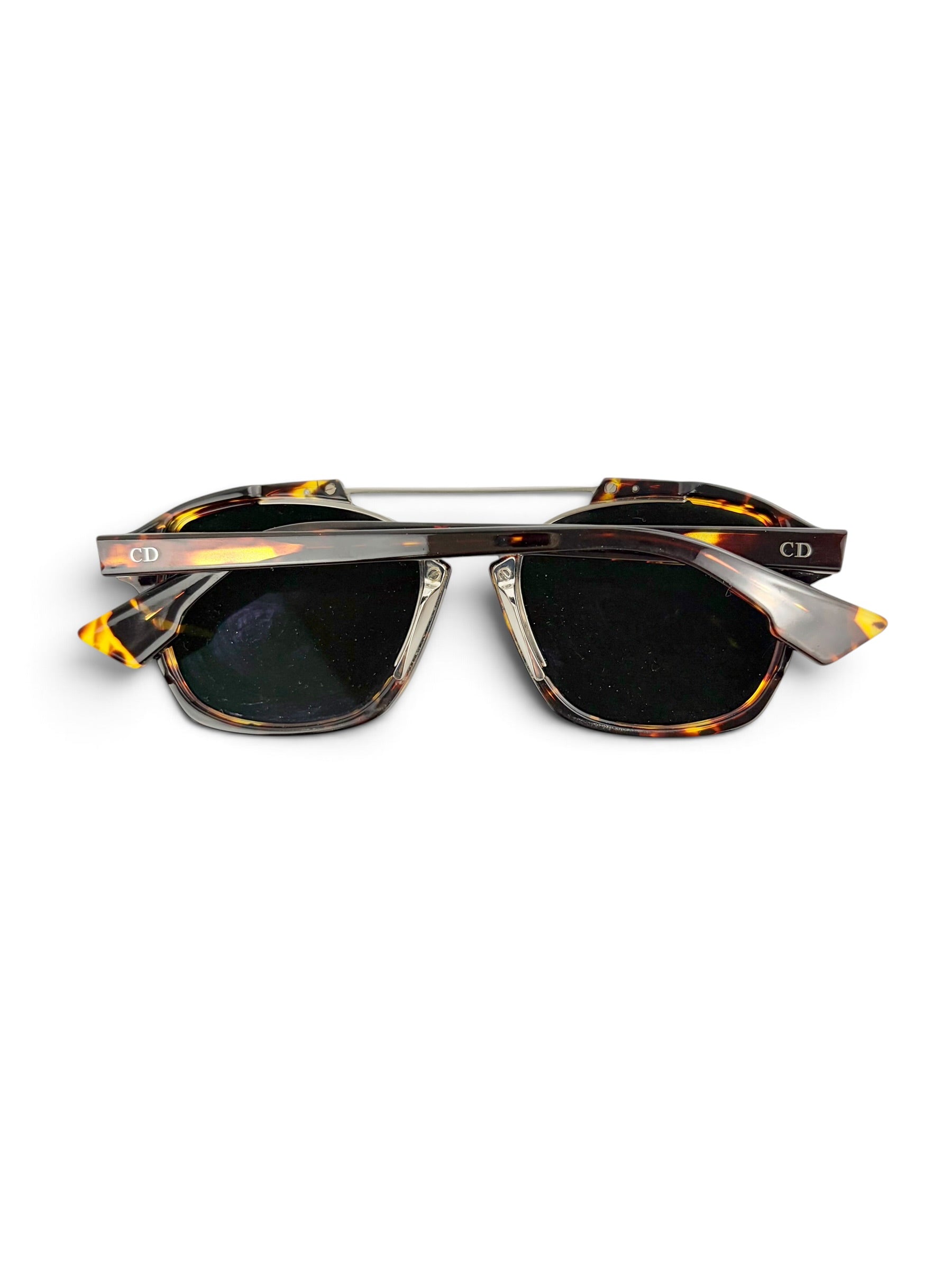 christian-dior-abstract-tortoise-sunglasses---2