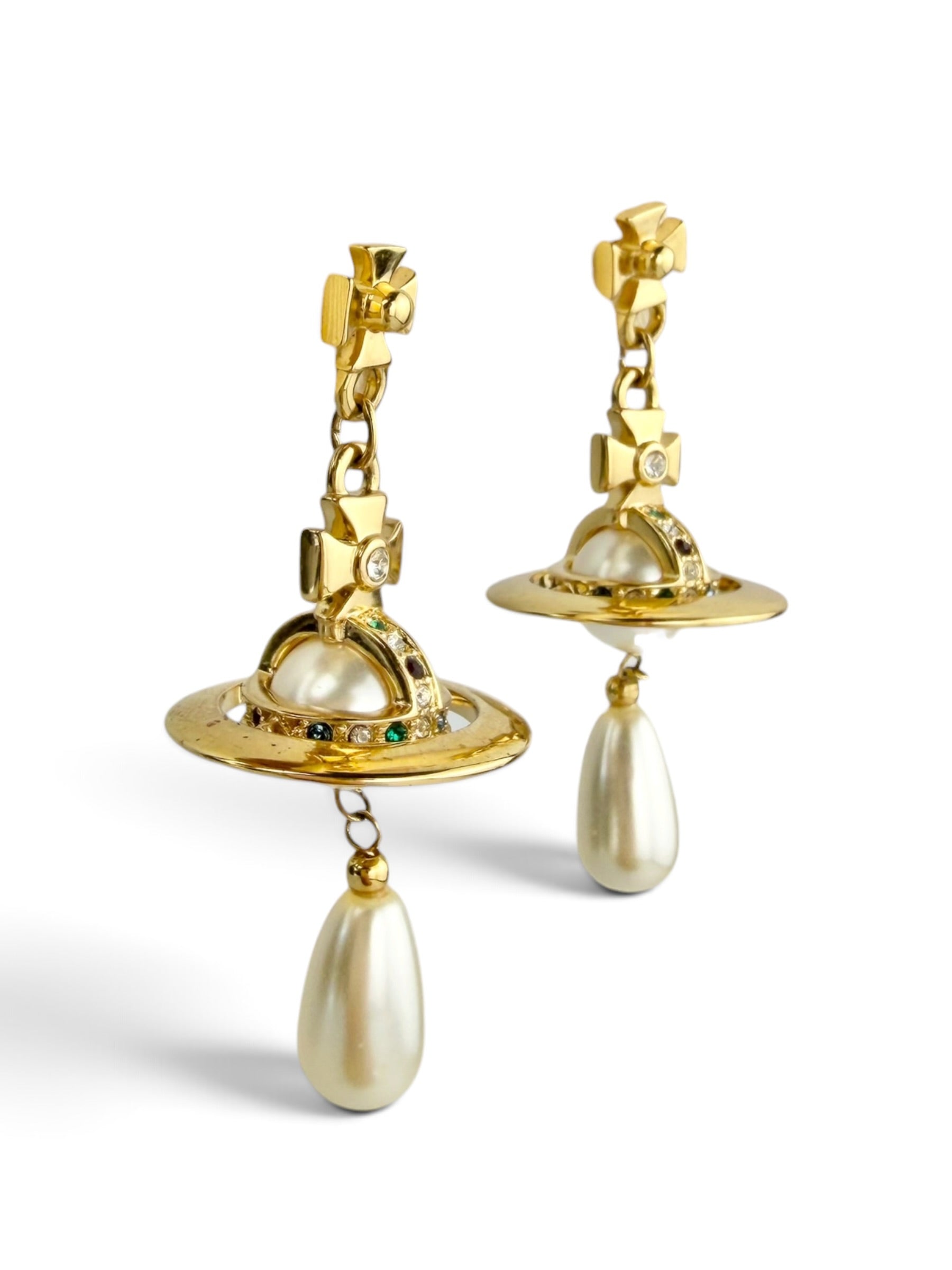 vivienne-westwood-pearl-drop-earrings--full-set--2
