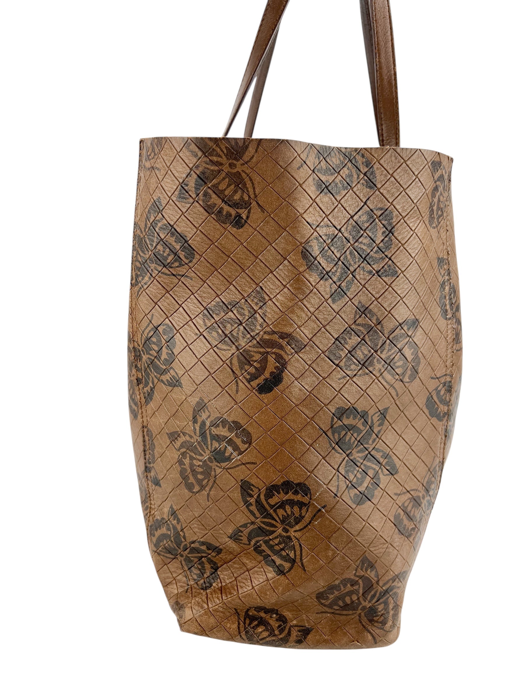 bottega-veneta-brown-butterfly-soft-tote-3