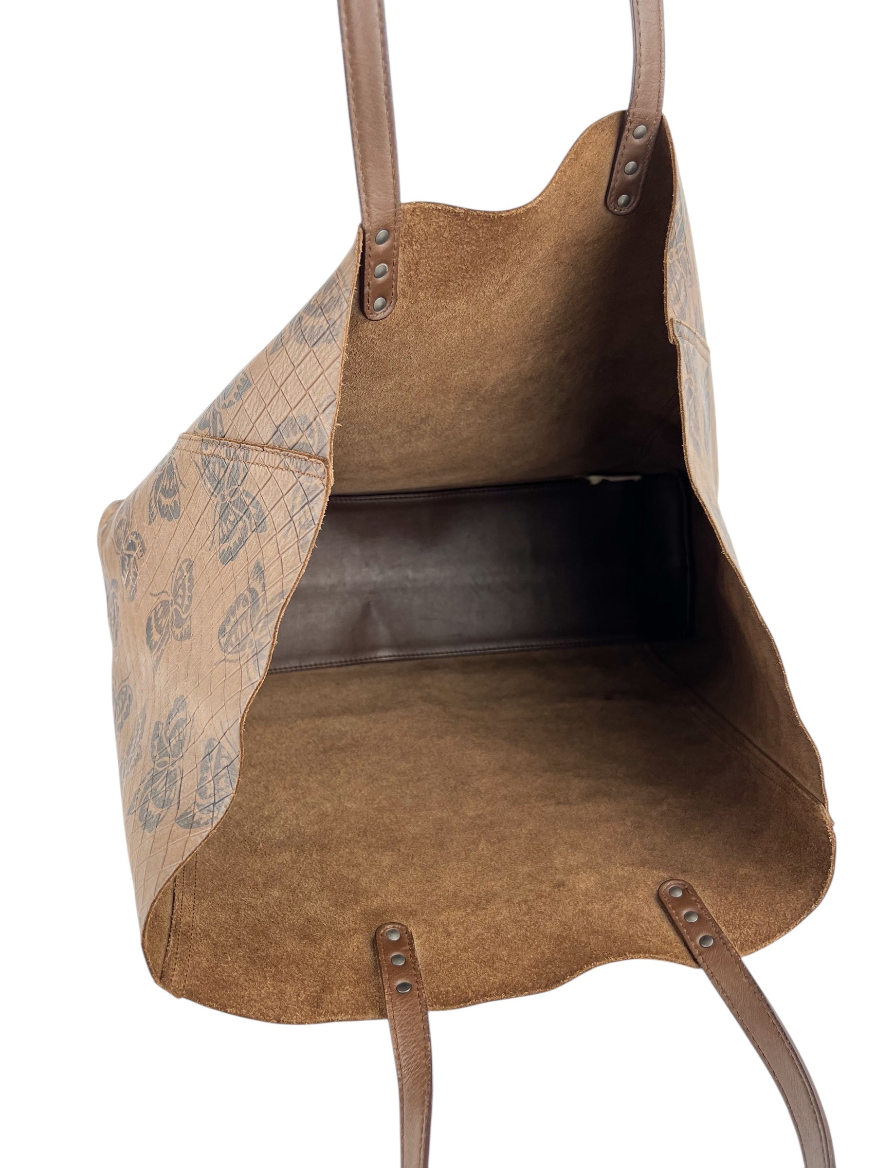 bottega-veneta-brown-butterfly-soft-tote-9