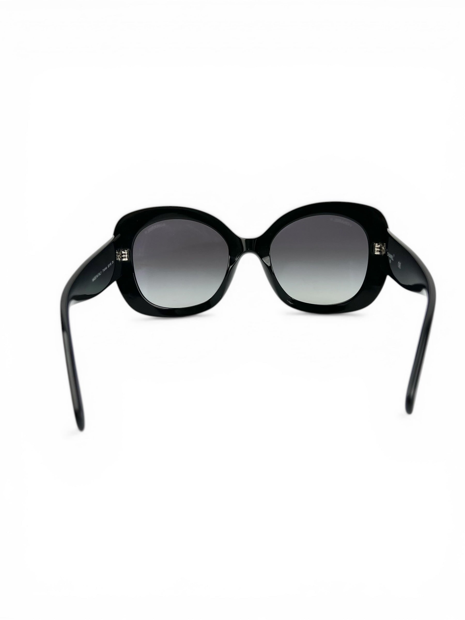chanel-black-oversized-sunglasses-white-crystals-4