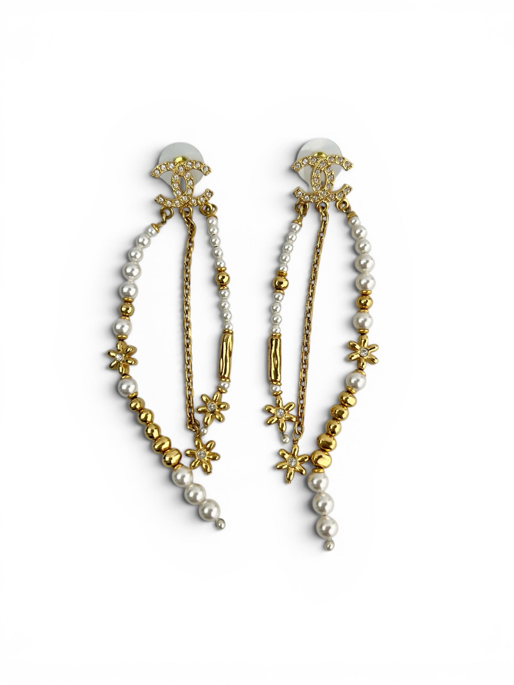 chanel-gold-pearl-beaded-drop-earrings--0