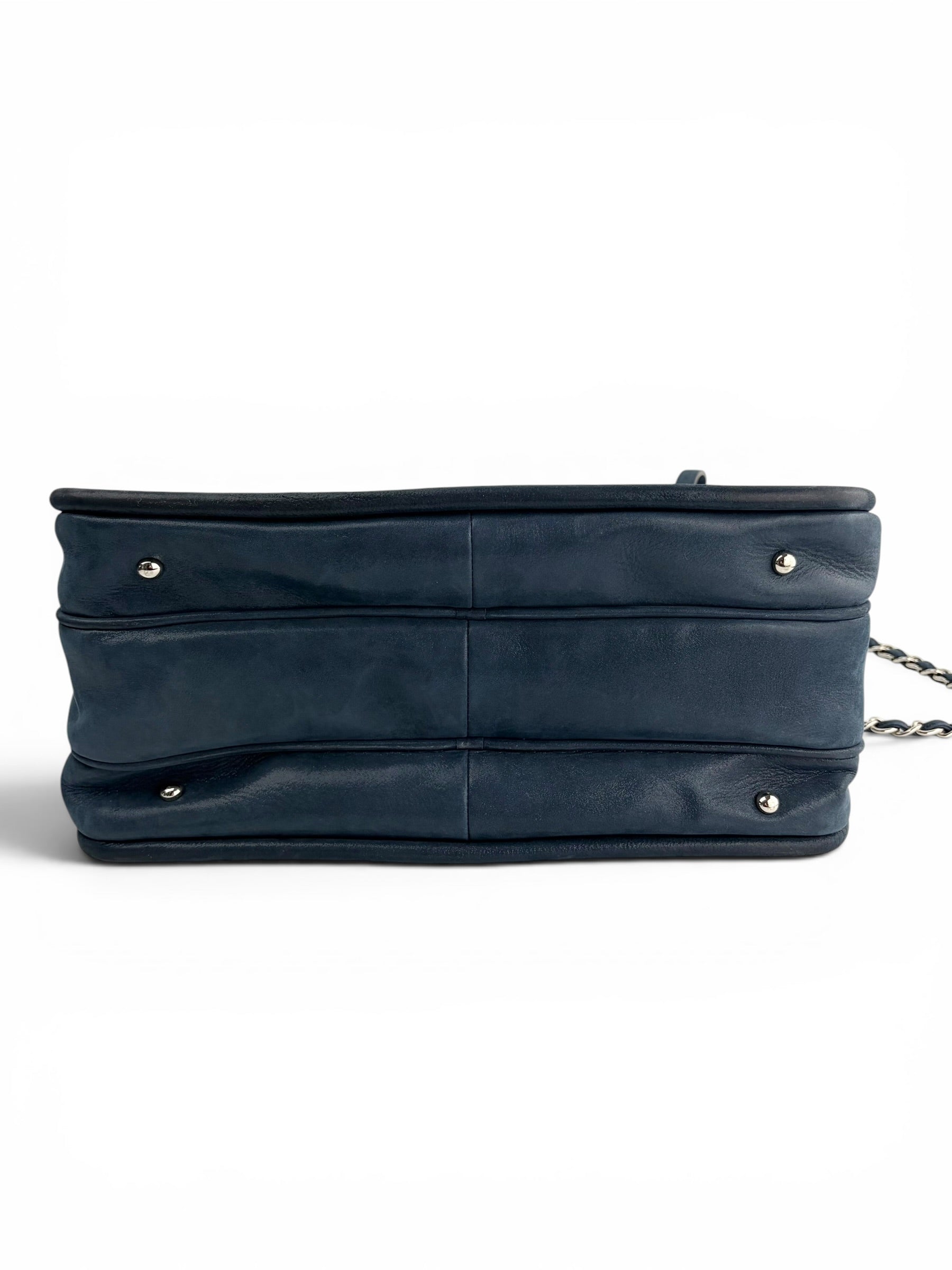 chanel-navy-leather-relax-cc-camera-shoulder-bag--5