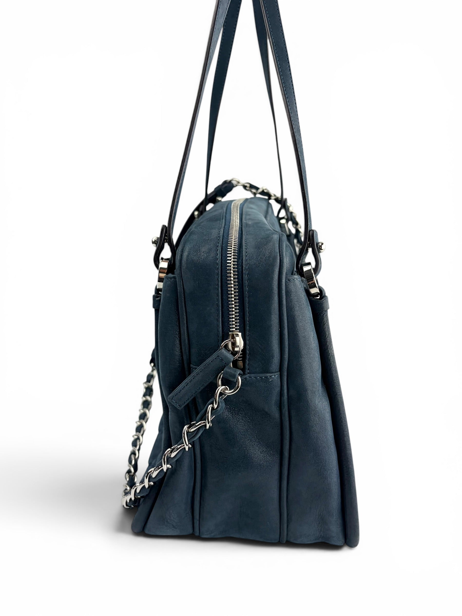 chanel-navy-leather-relax-cc-camera-shoulder-bag--1