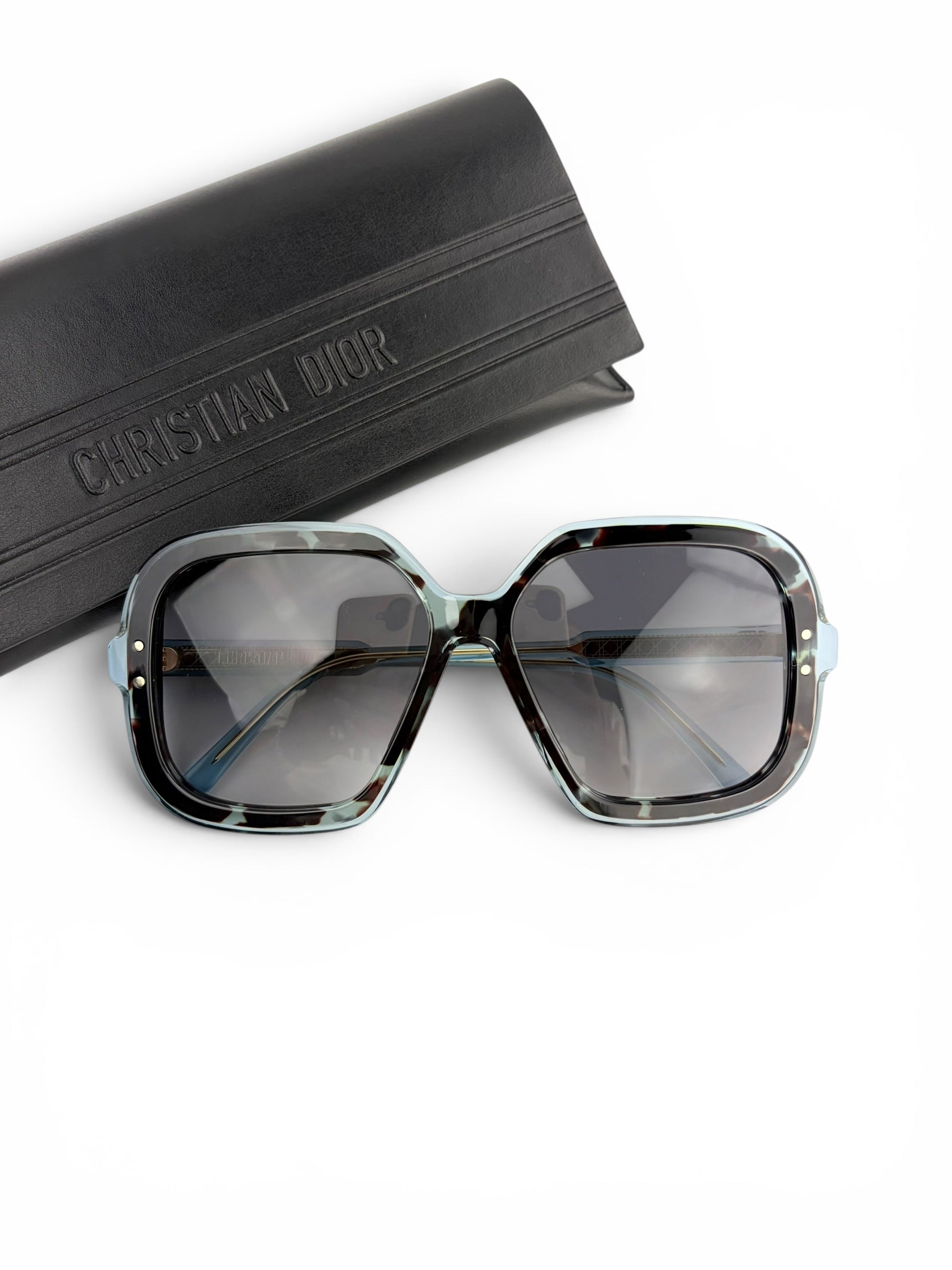 christian-dior-blue-tortoise-oversized-sunglasses---1