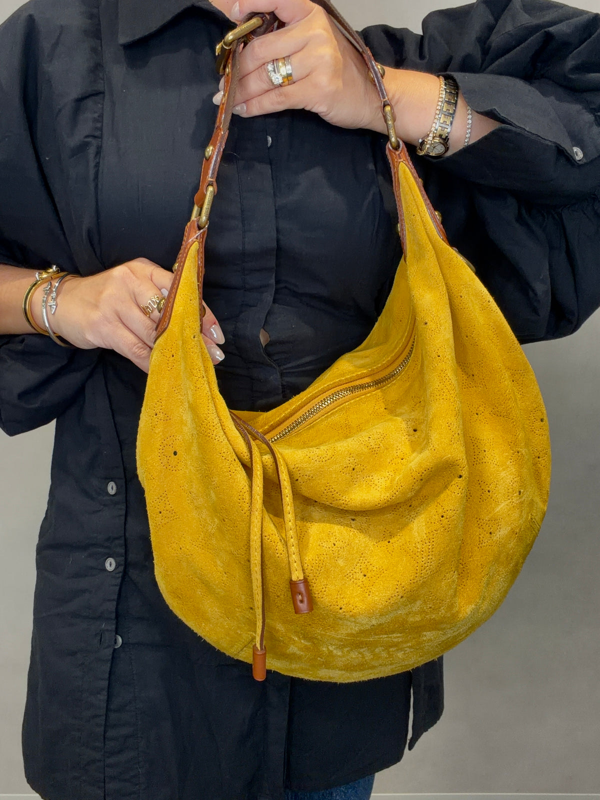 Louis Vuitton Monogram Mahina Onata GM Shoulder Bag Yellow