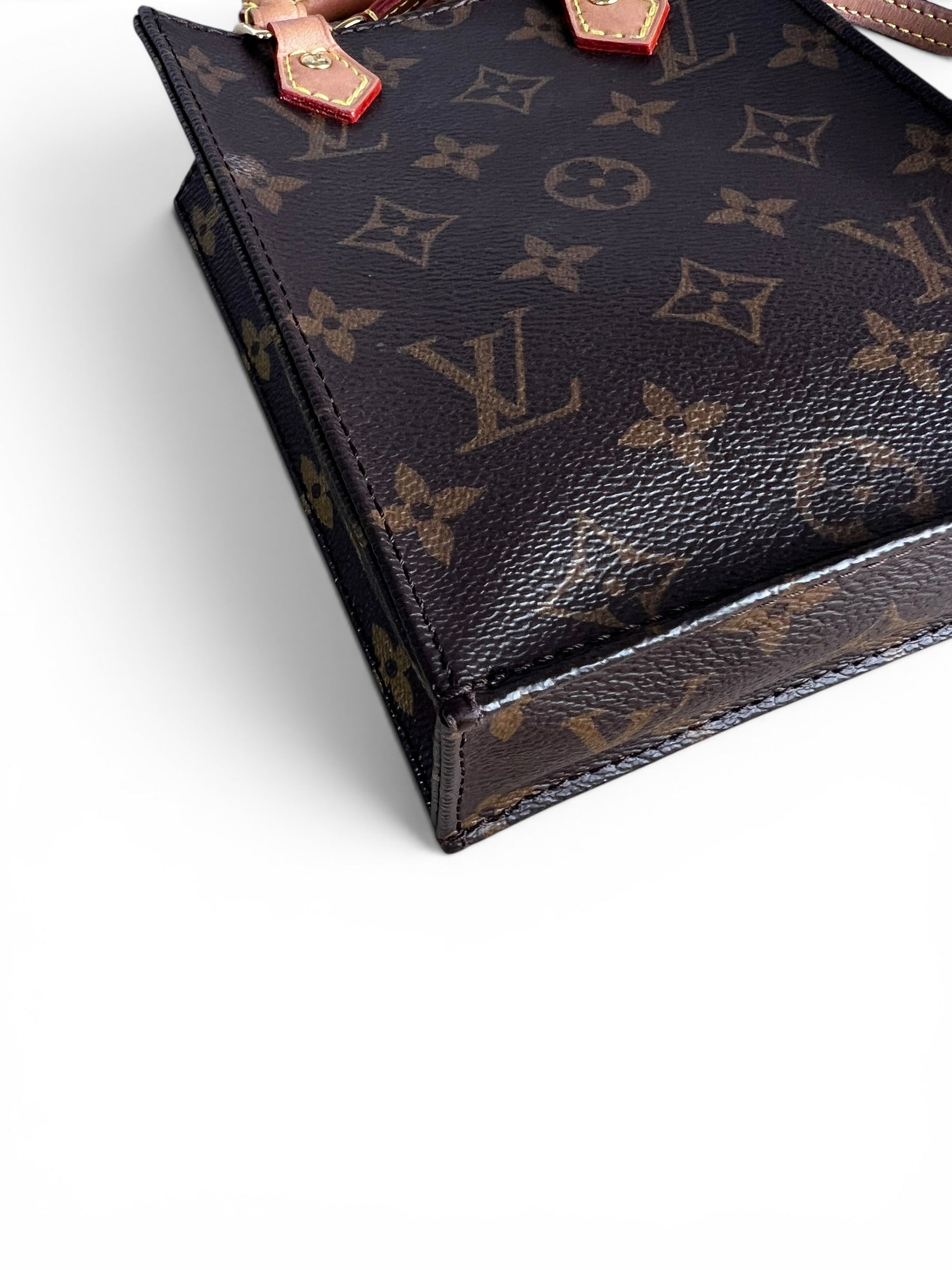 Louis Vuitton Monogram Canvas Petit Sac Plat