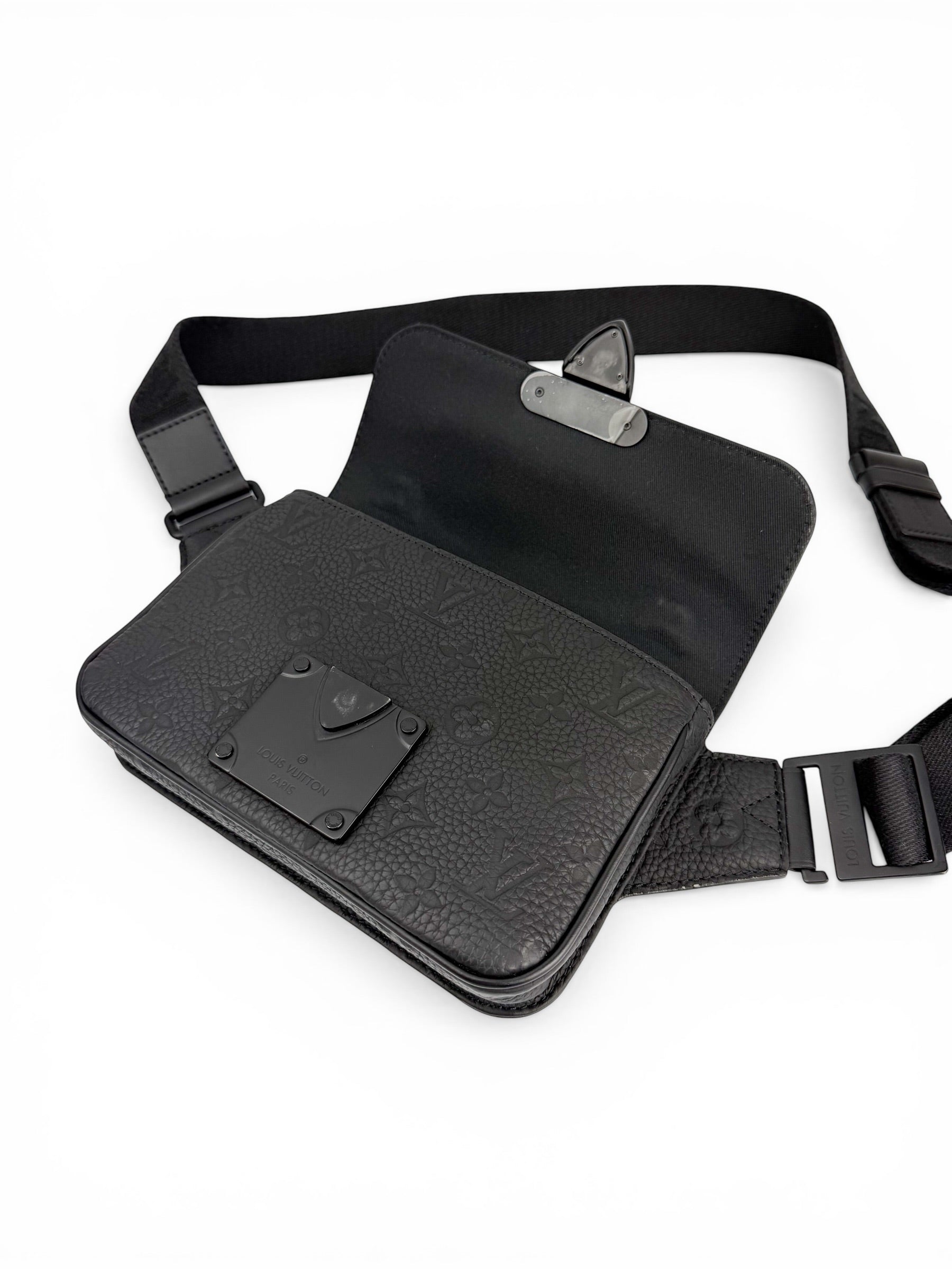 Louis Vuitton Black Empriente Leather S Lock Sling Bag