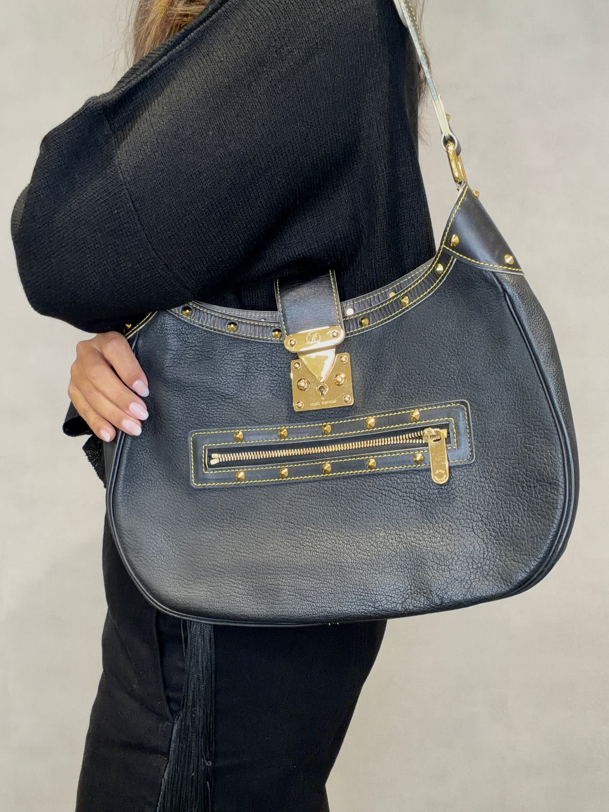 Louis Vuitton Suhali L'Affriolant Leather Shoulder Bag Noir