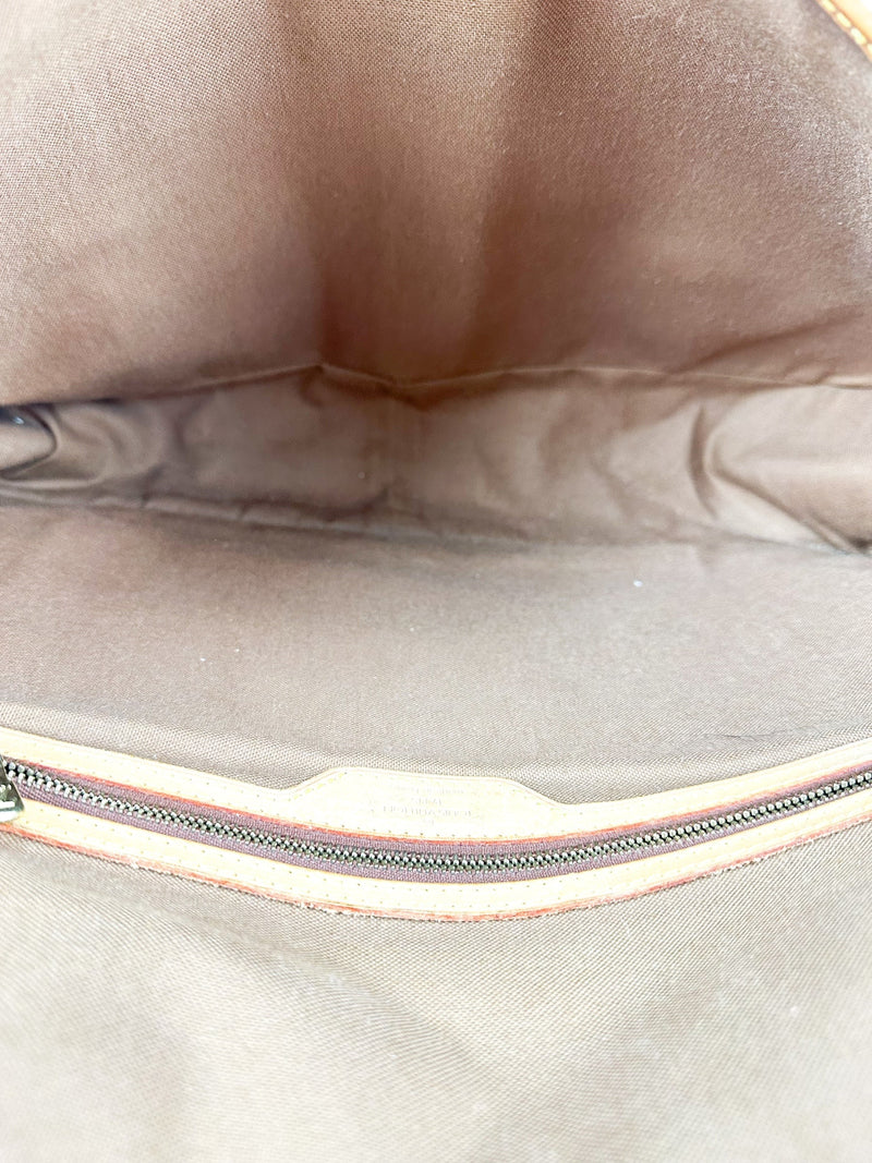 Louis Vuitton Monogram Coated Canvas Messenger Bag