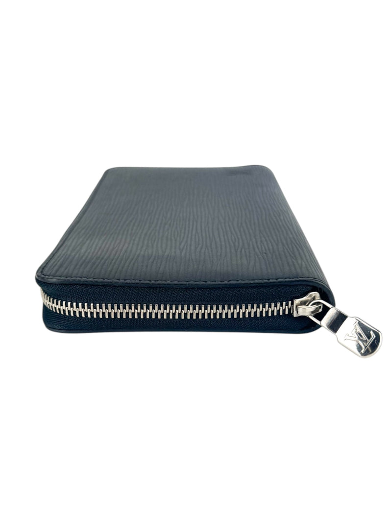 Louis Vuitton Black Epi Leather Zippy Organizer