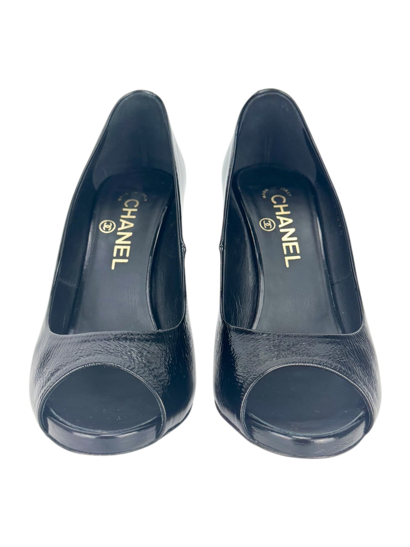 Chanel Black Goatskin 16S Interlocking CC Logo Open Pump 38 (FULL SET)
