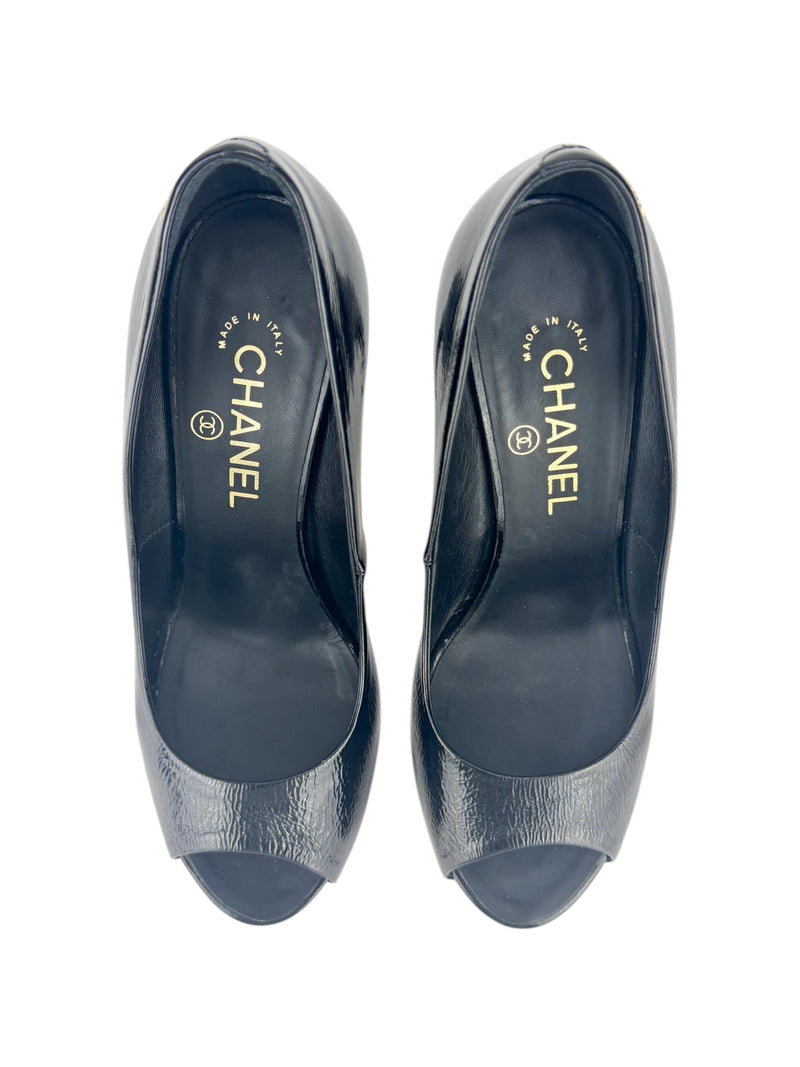 Chanel Black Goatskin 16S Interlocking CC Logo Open Pump 38 (FULL SET)