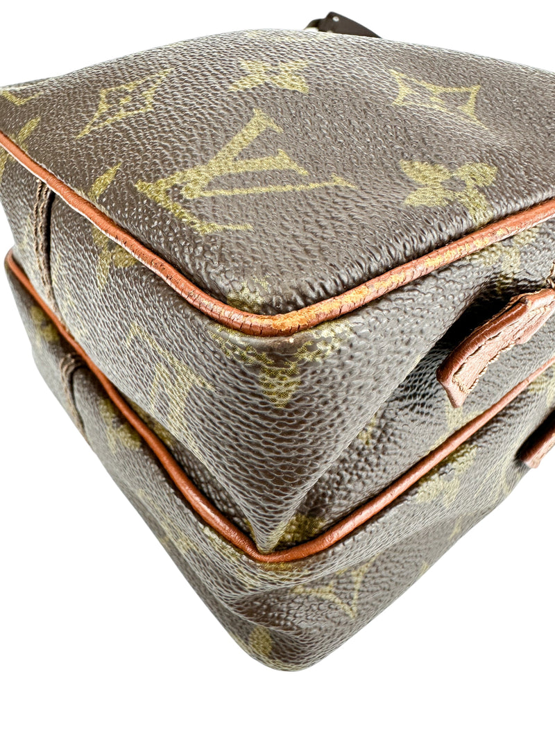 Louis Vuitton Vintage Monogram Amazone Mini