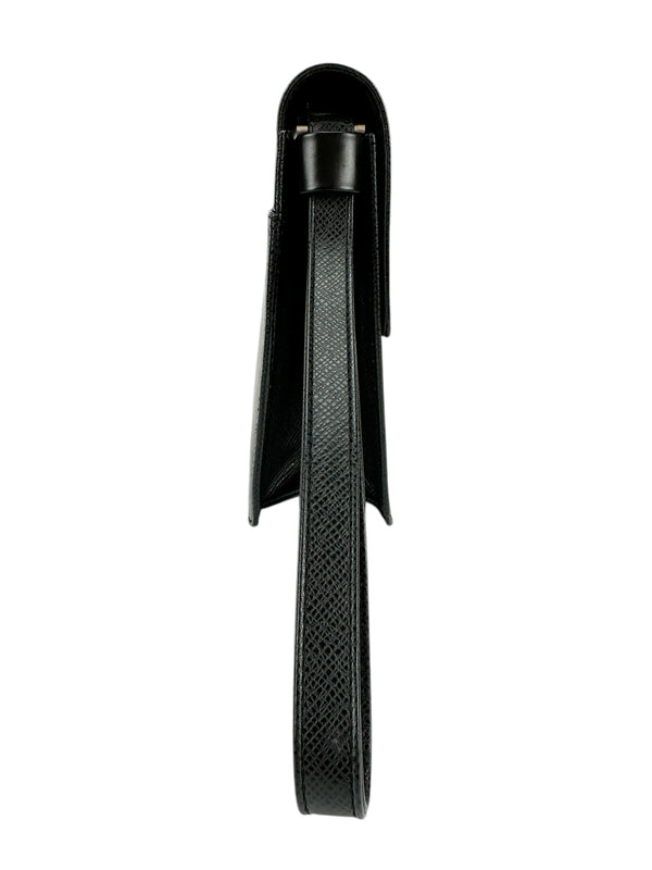 Louis Vuitton Black Taiga Selenga Clutch/Wristlet