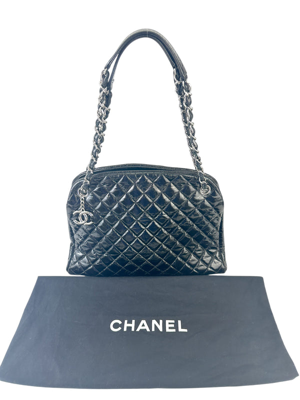 Chanel Vintage Black Patent Leather Madamoiselle Bag