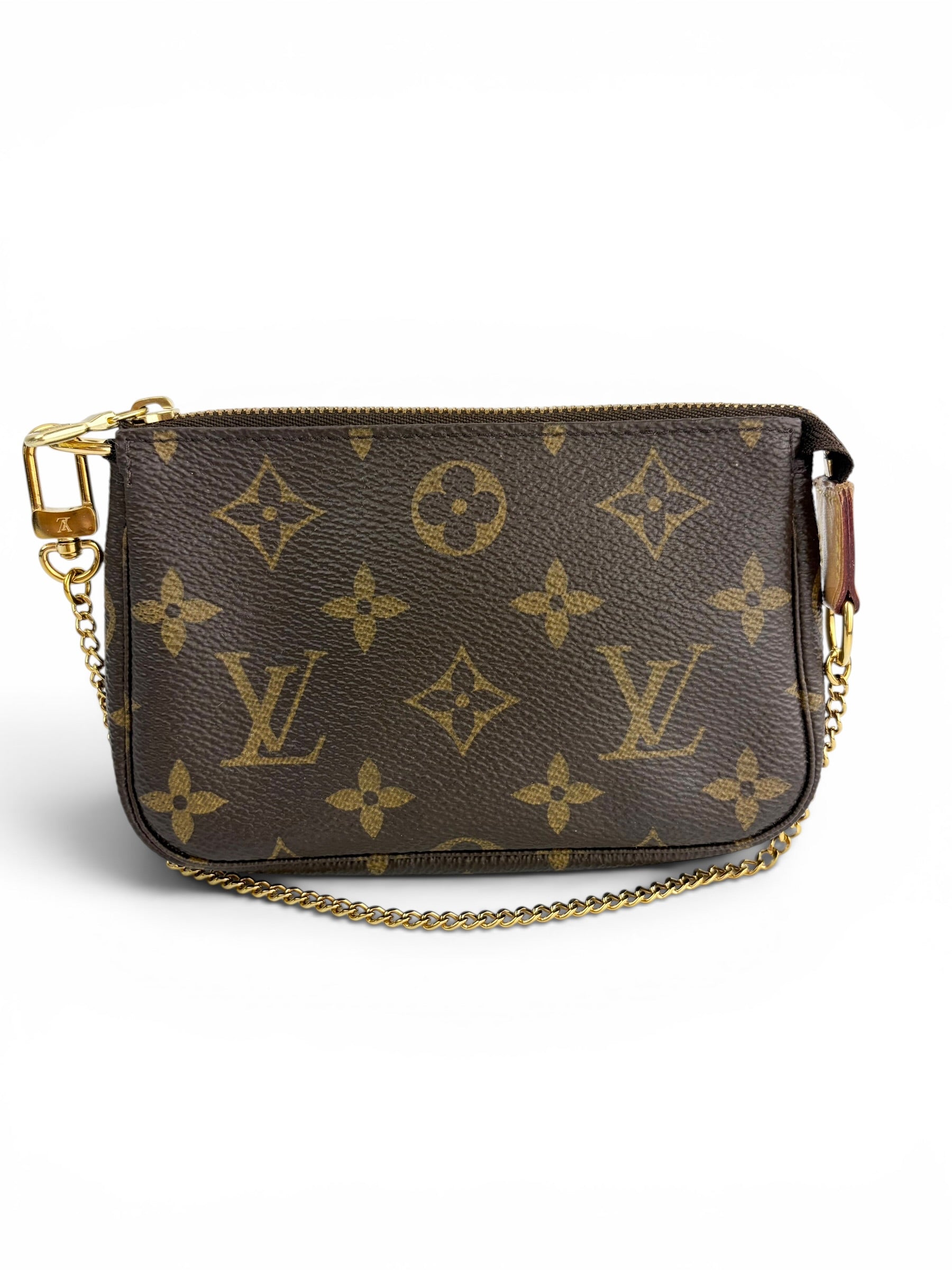 louis-vuitton-monogram-mini-pochette-accessoires-0