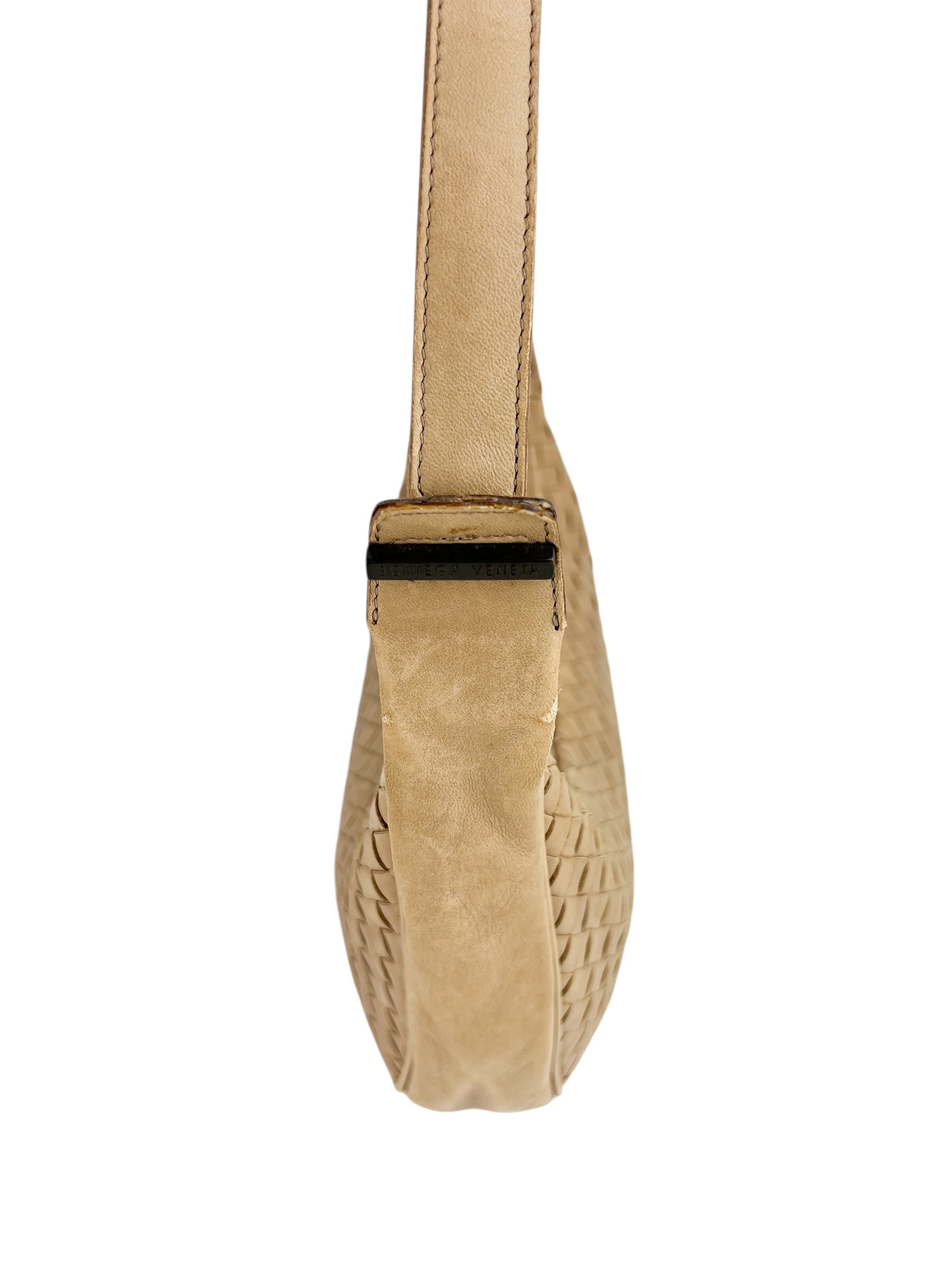 bottega-veneta-beige-intrecciato-crescent-hobo--7