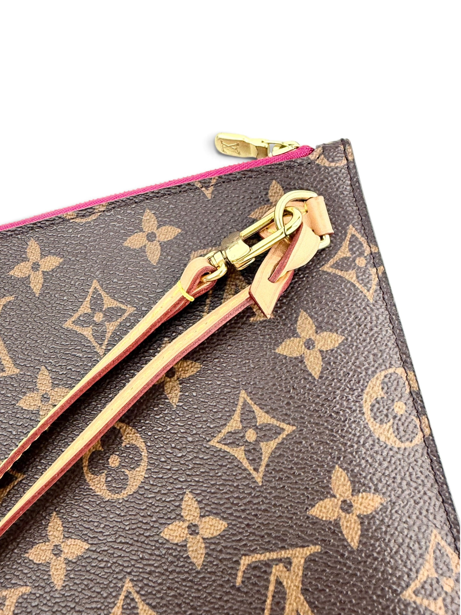 louis-vuitton-monogram-neverfull-pochette-gm-4