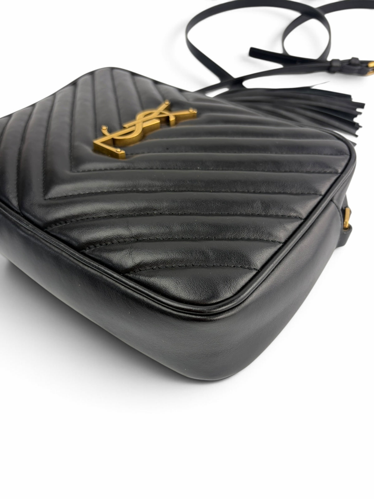 saint-laurent-black-leather-small-lou-camera-bag-6
