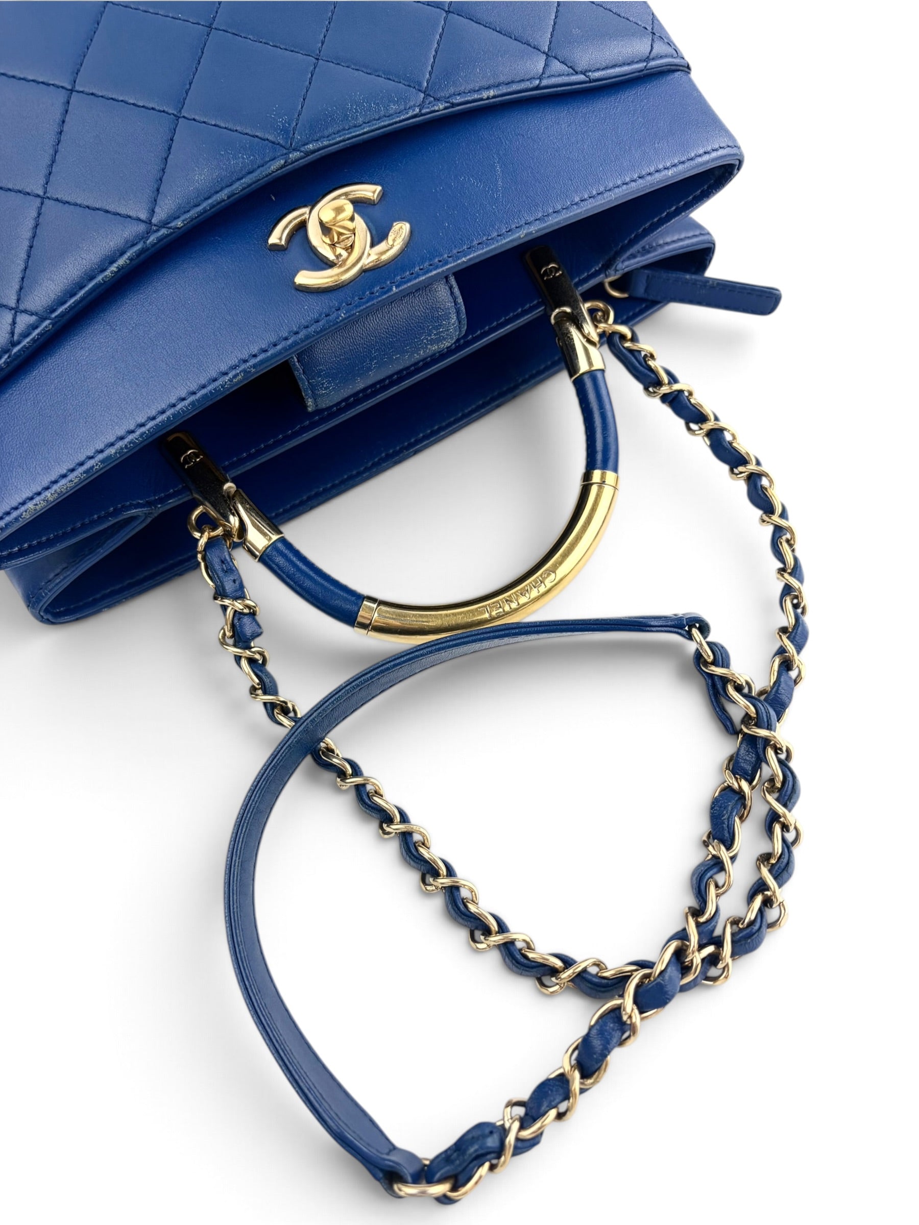 chanel-blue-carry-chic-shopping-tote-4